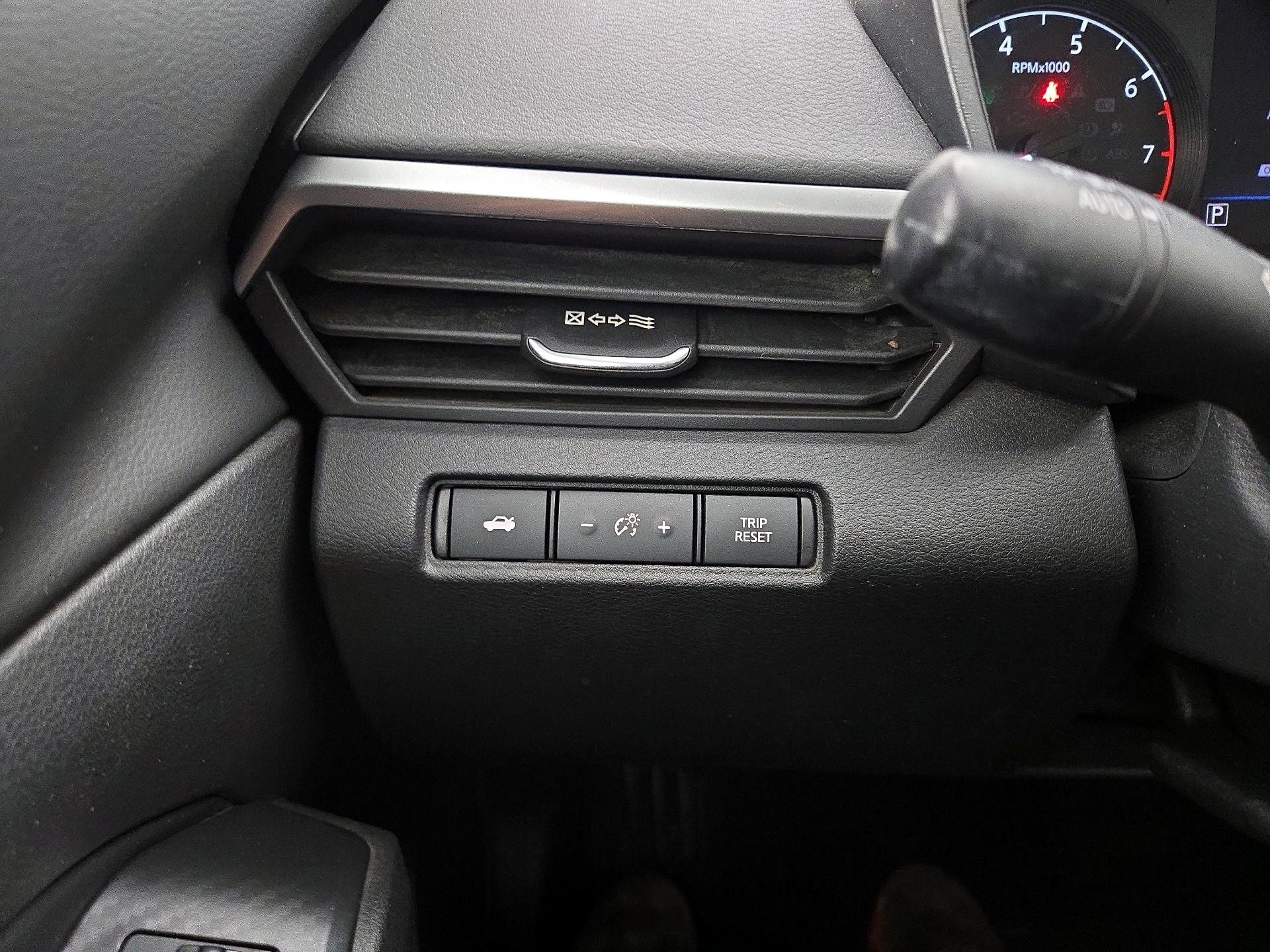 Thumbnail: 2021 Nissan Altima - 13