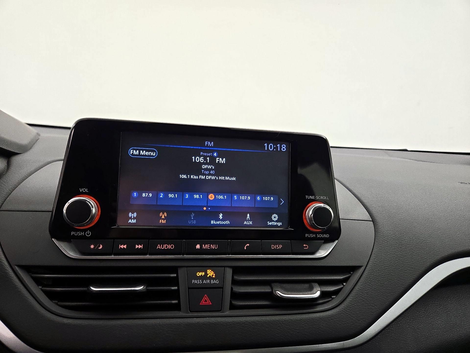 Thumbnail: 2021 Nissan Altima - 15