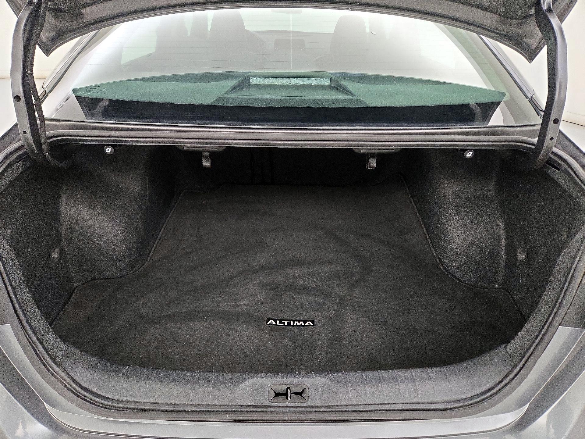 Thumbnail: 2021 Nissan Altima - 20