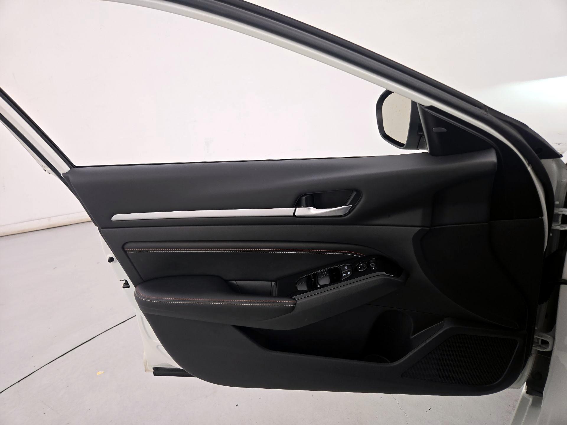 Thumbnail: 2023 Nissan Altima - 12