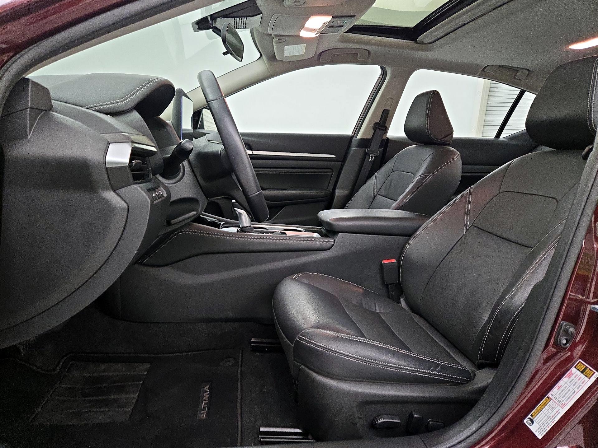 Thumbnail: 2023 Nissan Altima - 11