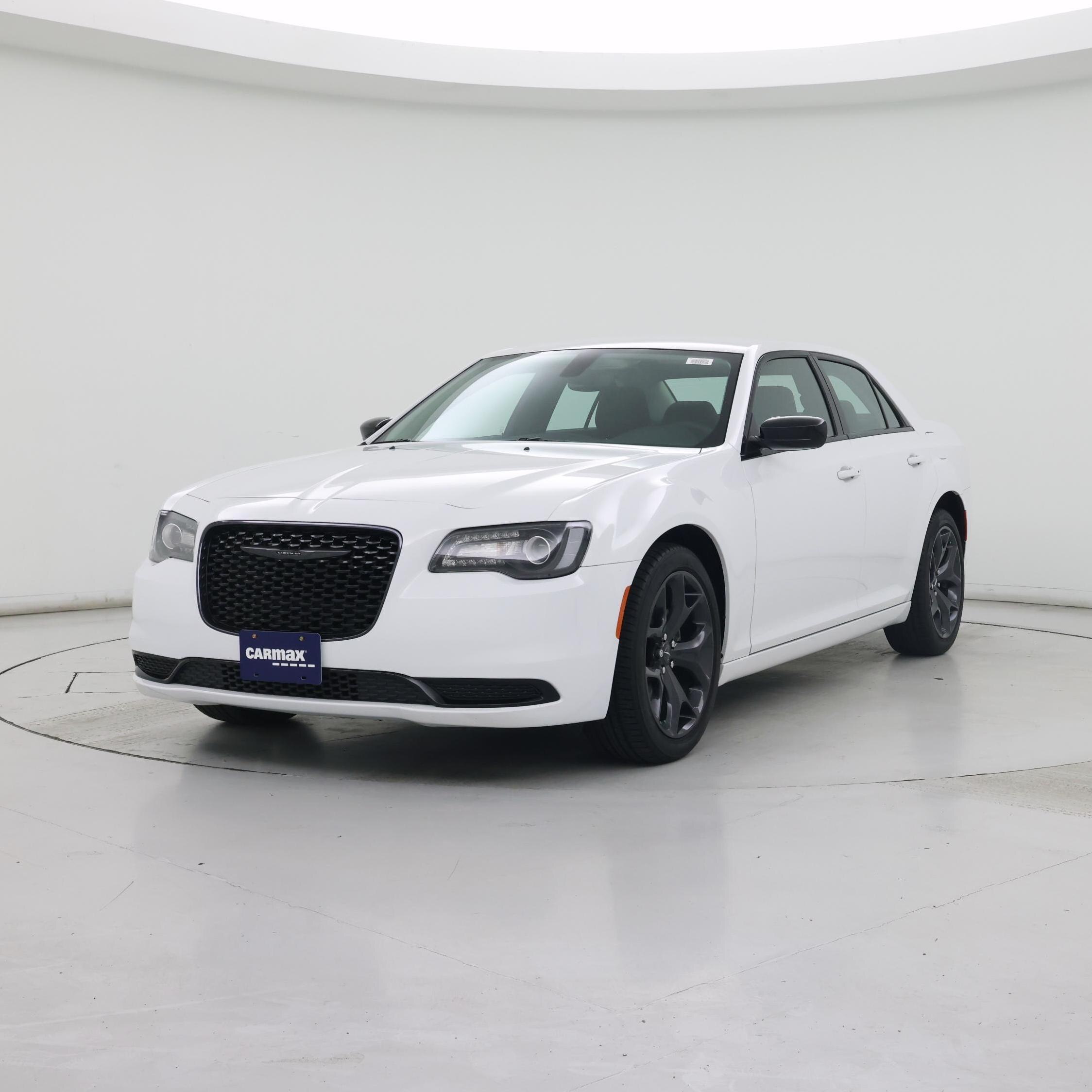 Thumbnail: 2023 Chrysler 300 - 4