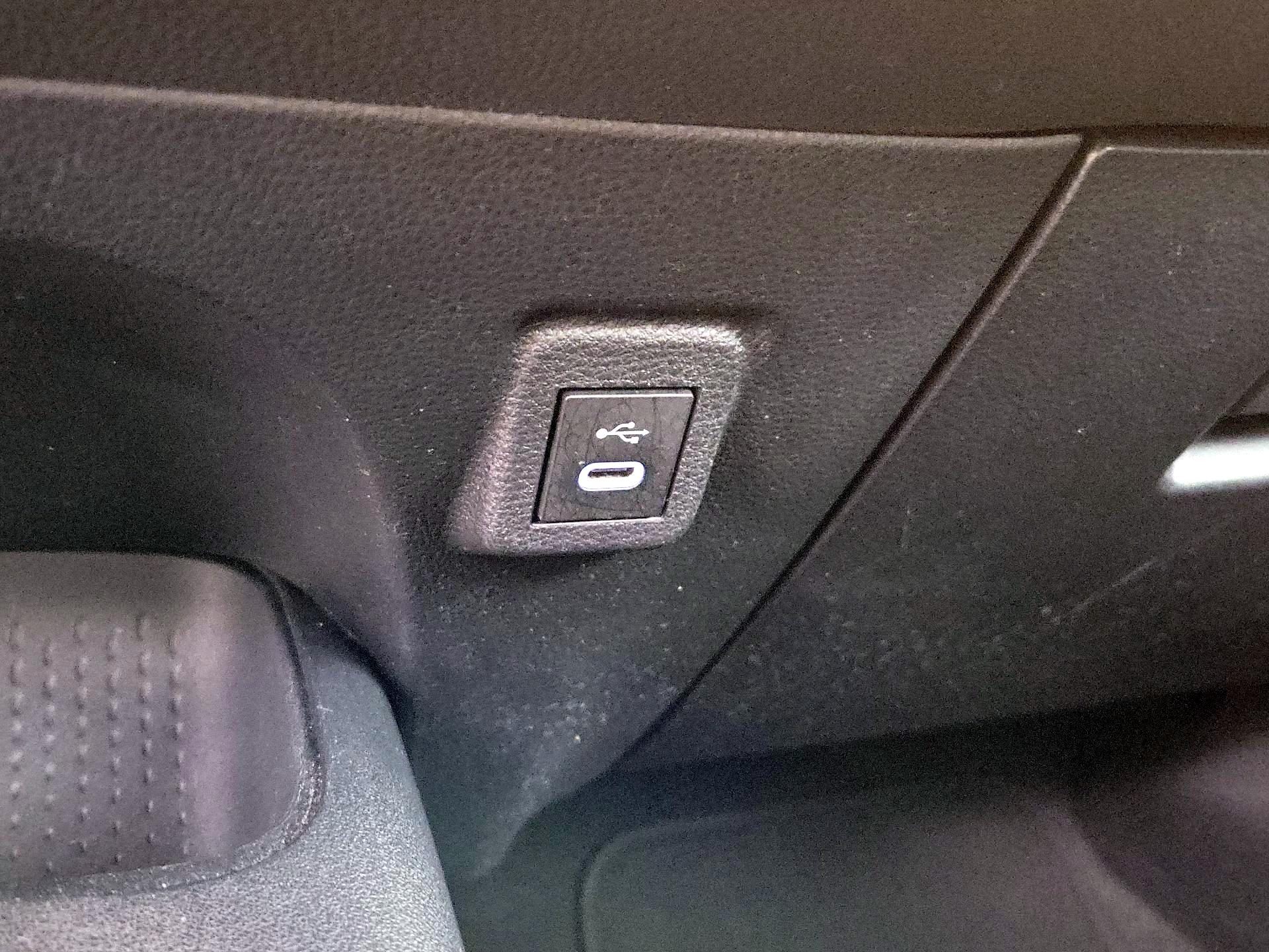 Thumbnail: 2024 Toyota Corolla - 18