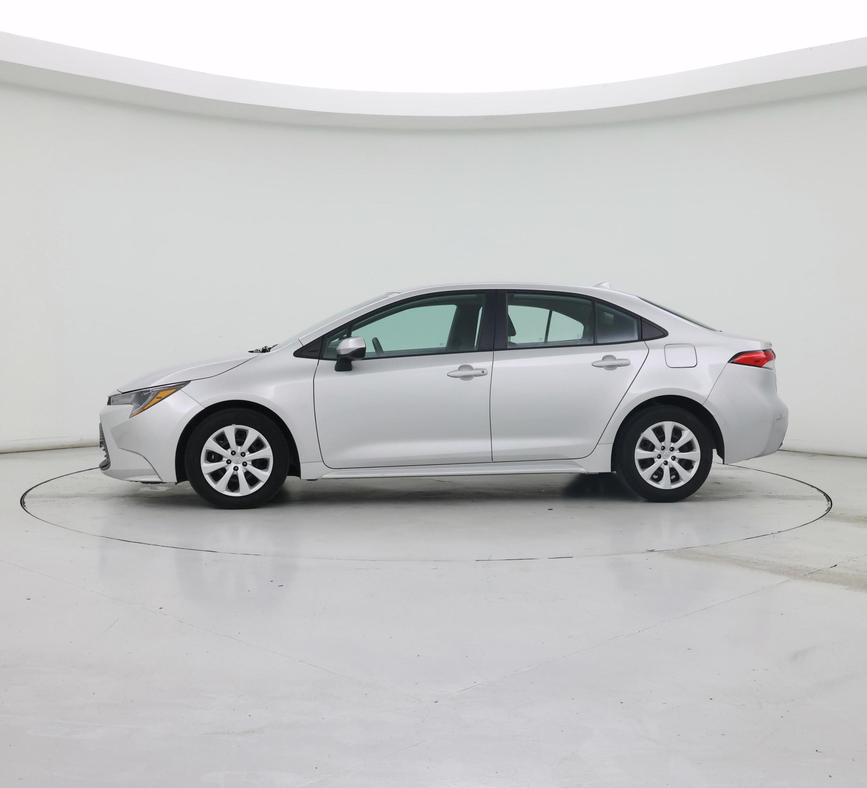 Thumbnail: 2024 Toyota Corolla - 3