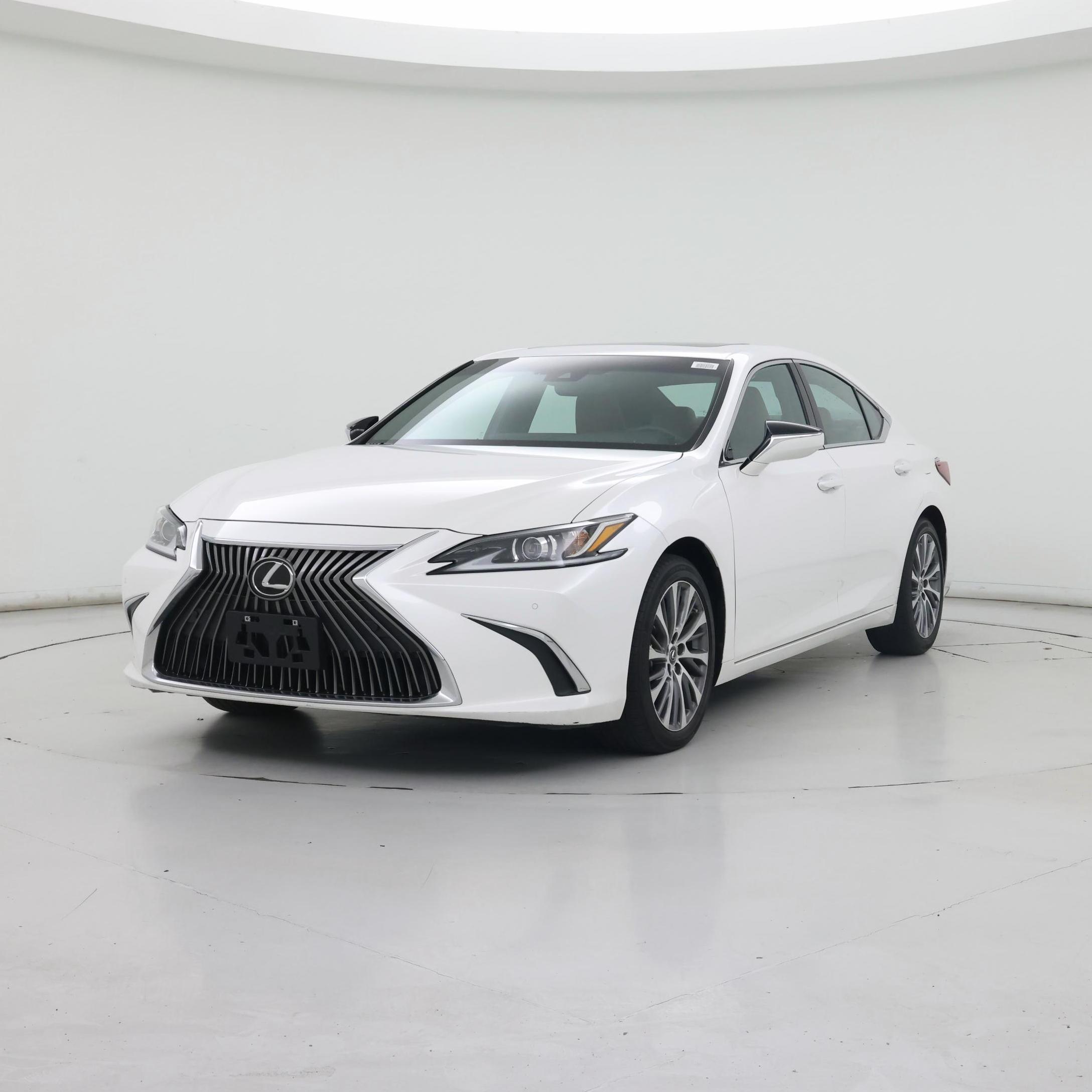 Thumbnail: 2020 Lexus ES - 4