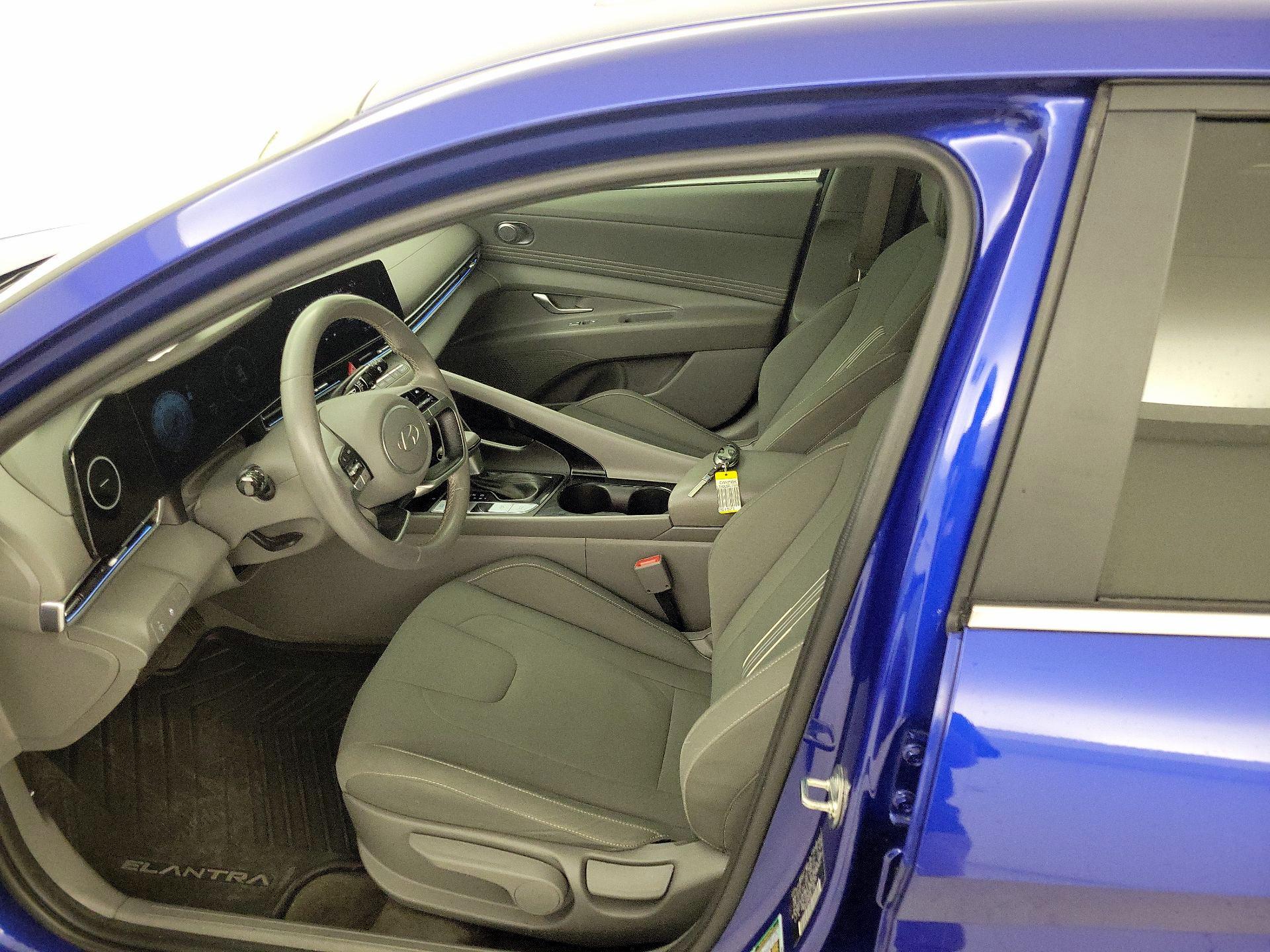 Thumbnail: 2024 Hyundai Elantra - 11