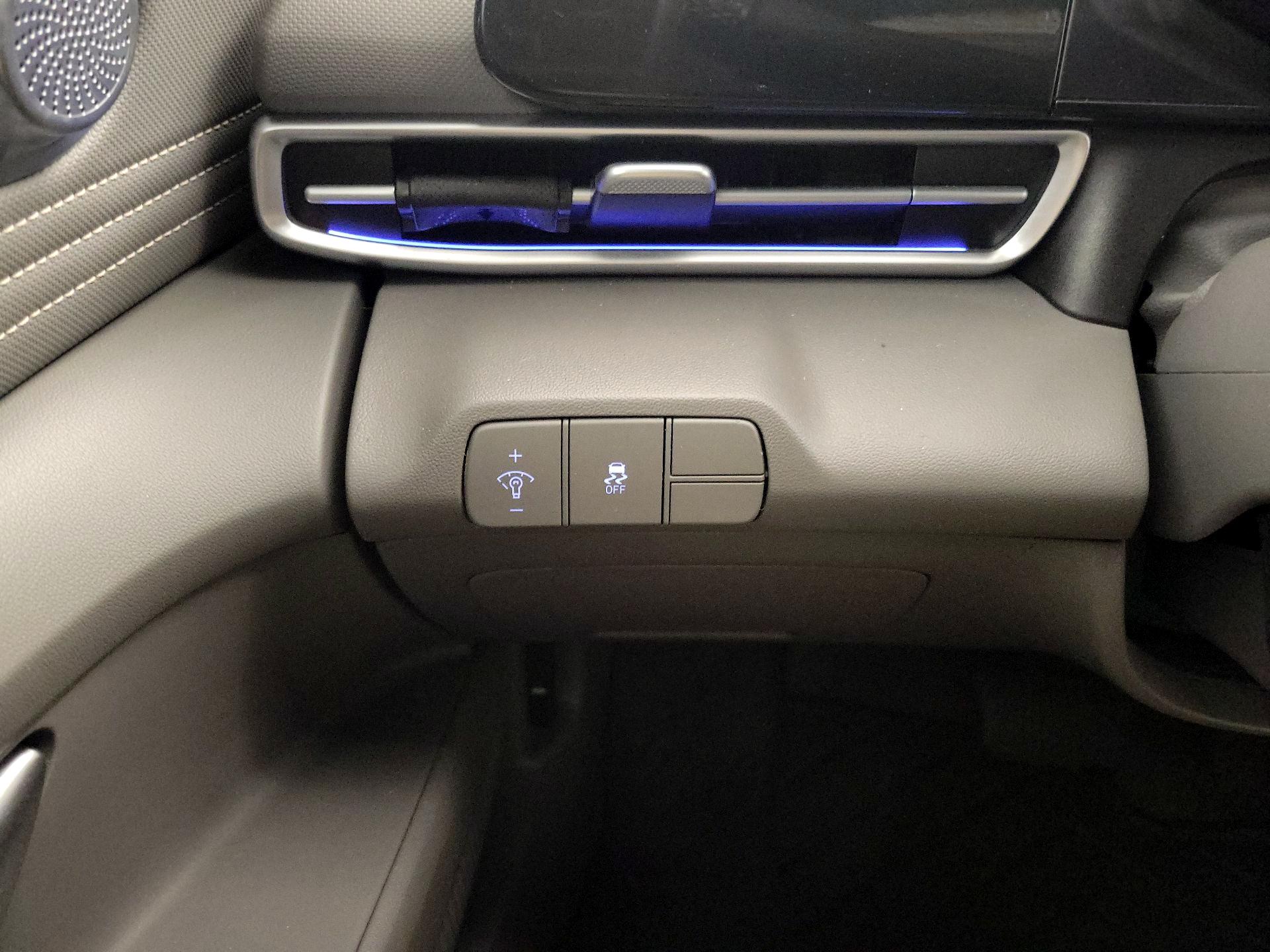 Thumbnail: 2024 Hyundai Elantra - 13