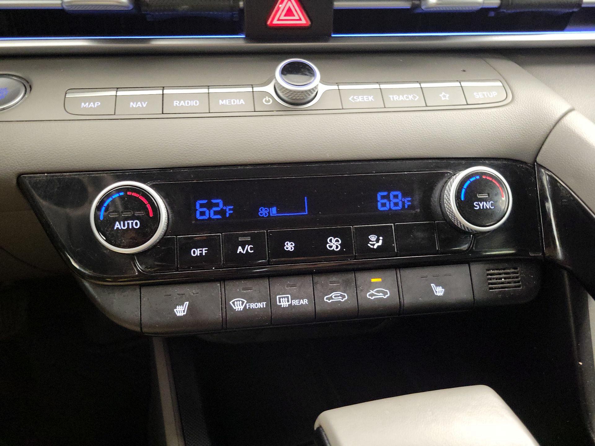 Thumbnail: 2024 Hyundai Elantra - 16