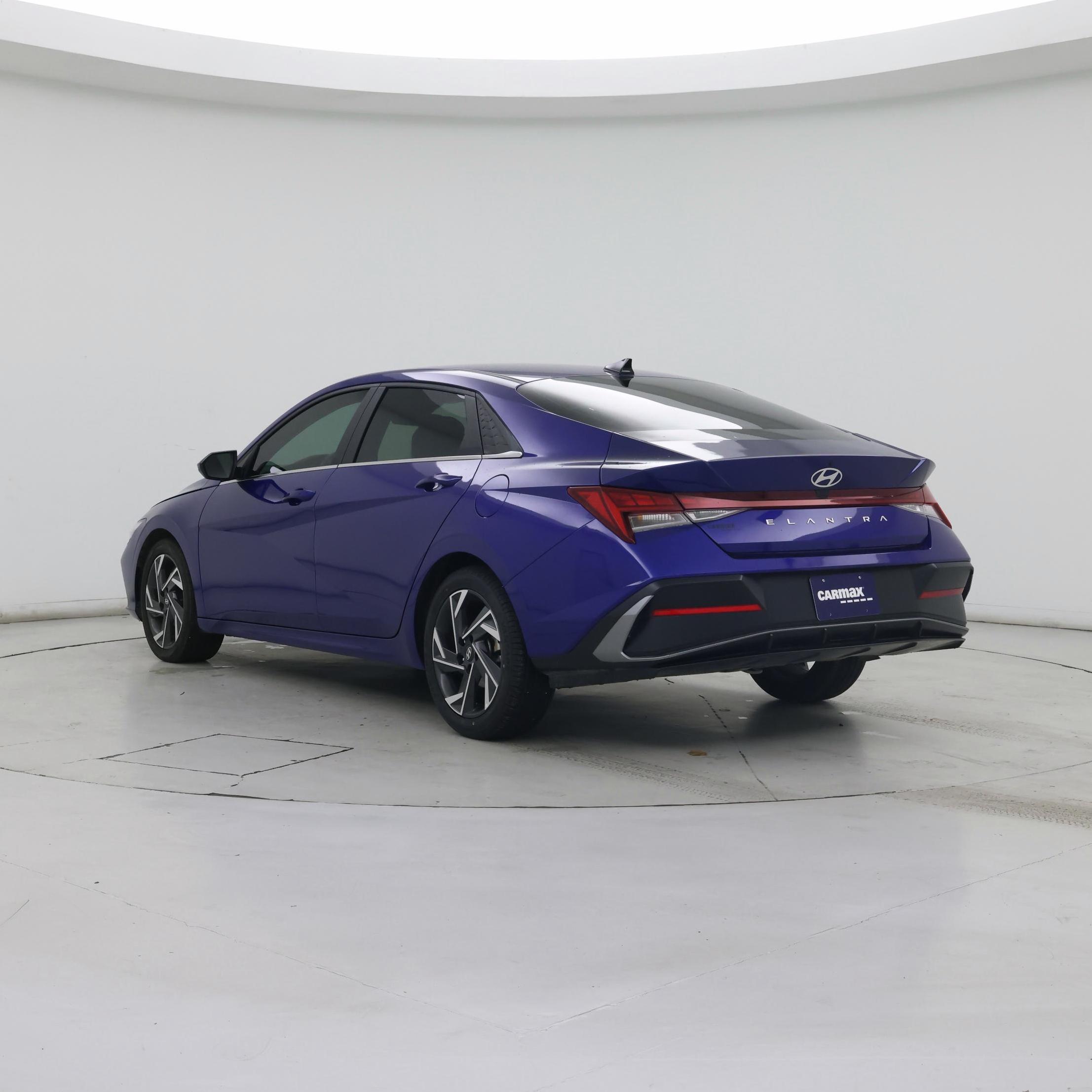 Thumbnail: 2024 Hyundai Elantra - 2