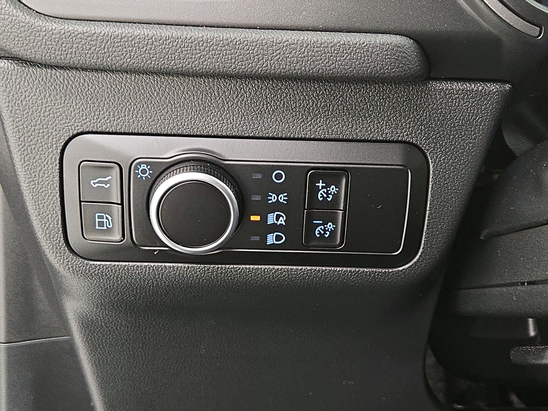 Thumbnail: 2023 Ford Escape - 13