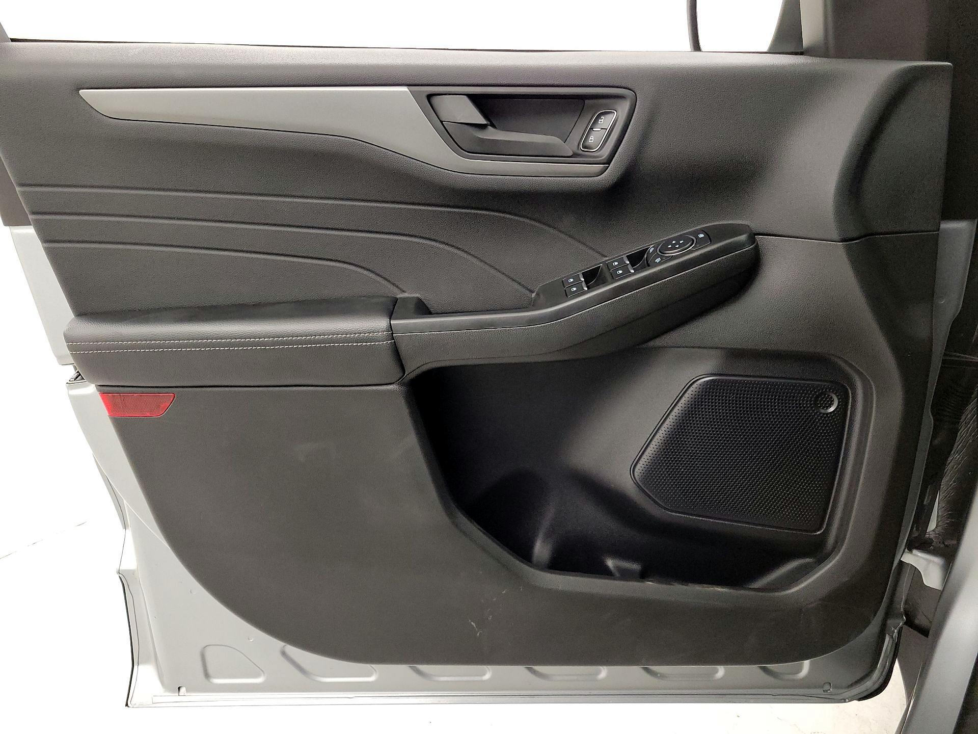 Thumbnail: 2023 Ford Escape - 12