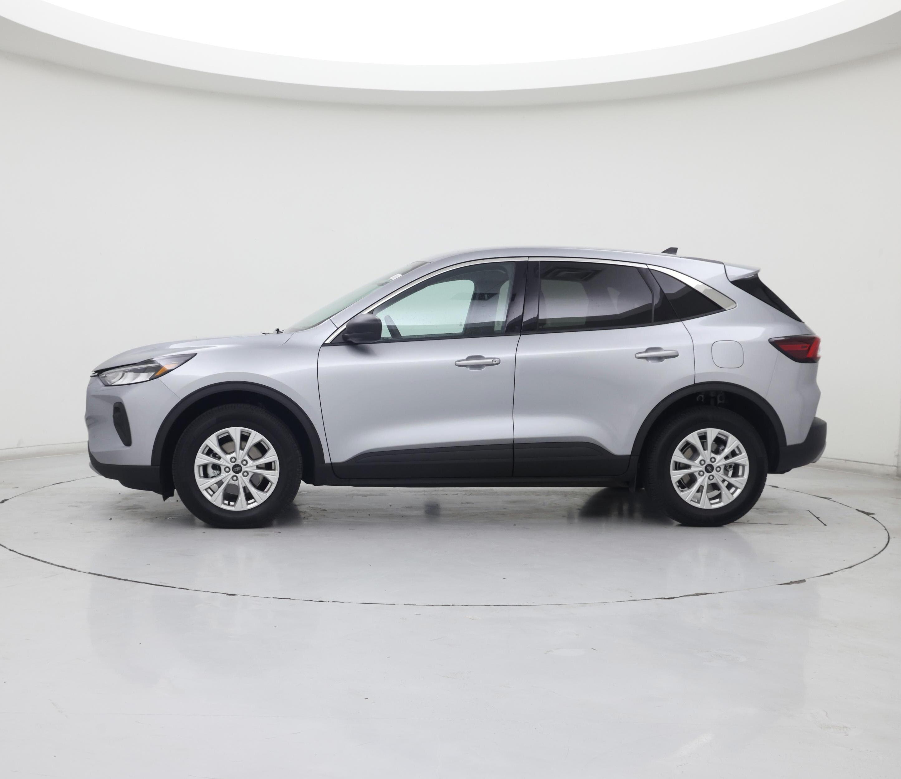 Thumbnail: 2023 Ford Escape - 3