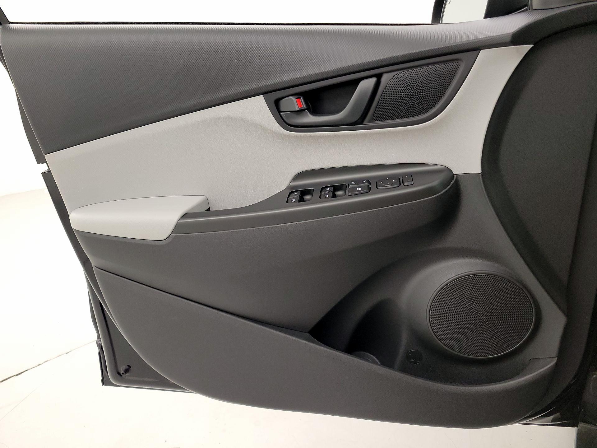 Thumbnail: 2023 Hyundai Kona - 12