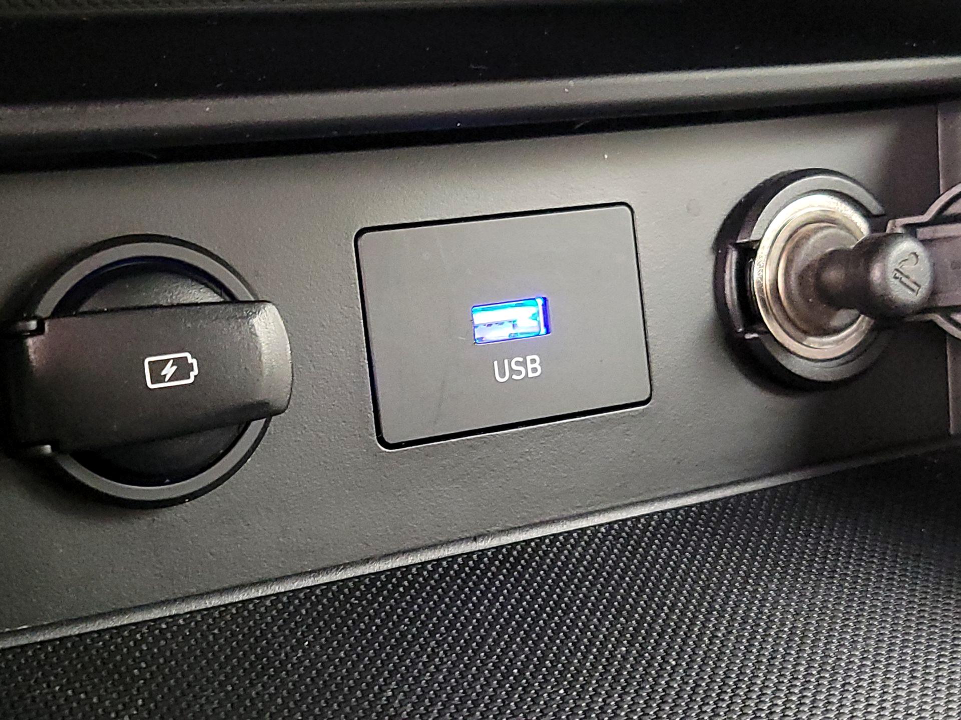 Thumbnail: 2023 Hyundai Kona - 18