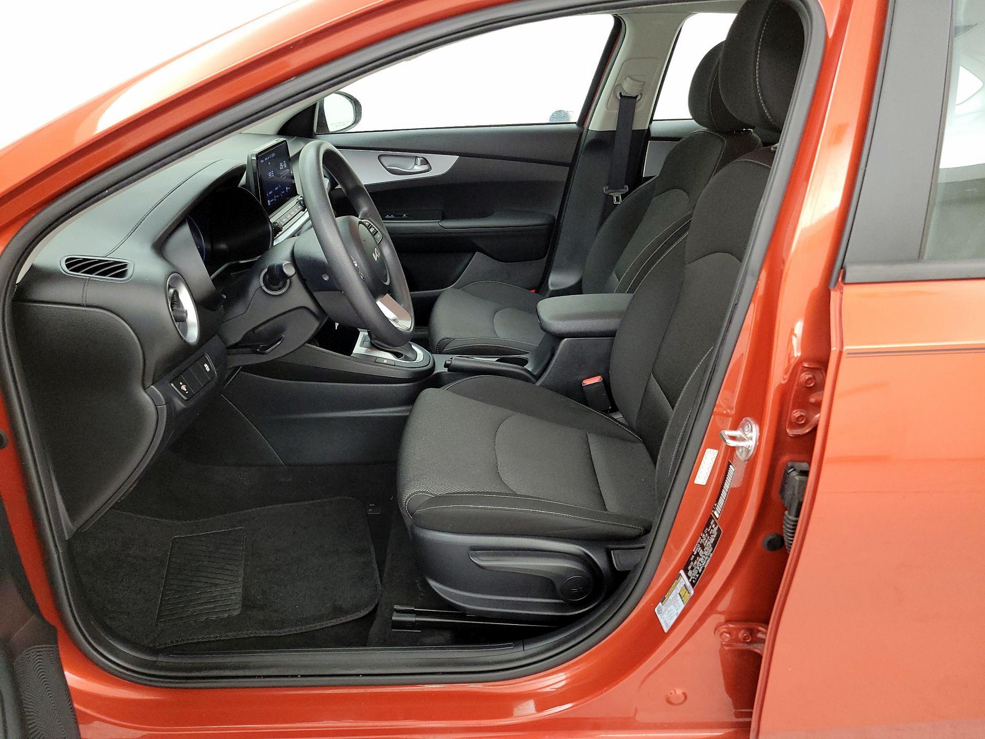 Thumbnail: 2024 Kia Forte - 11