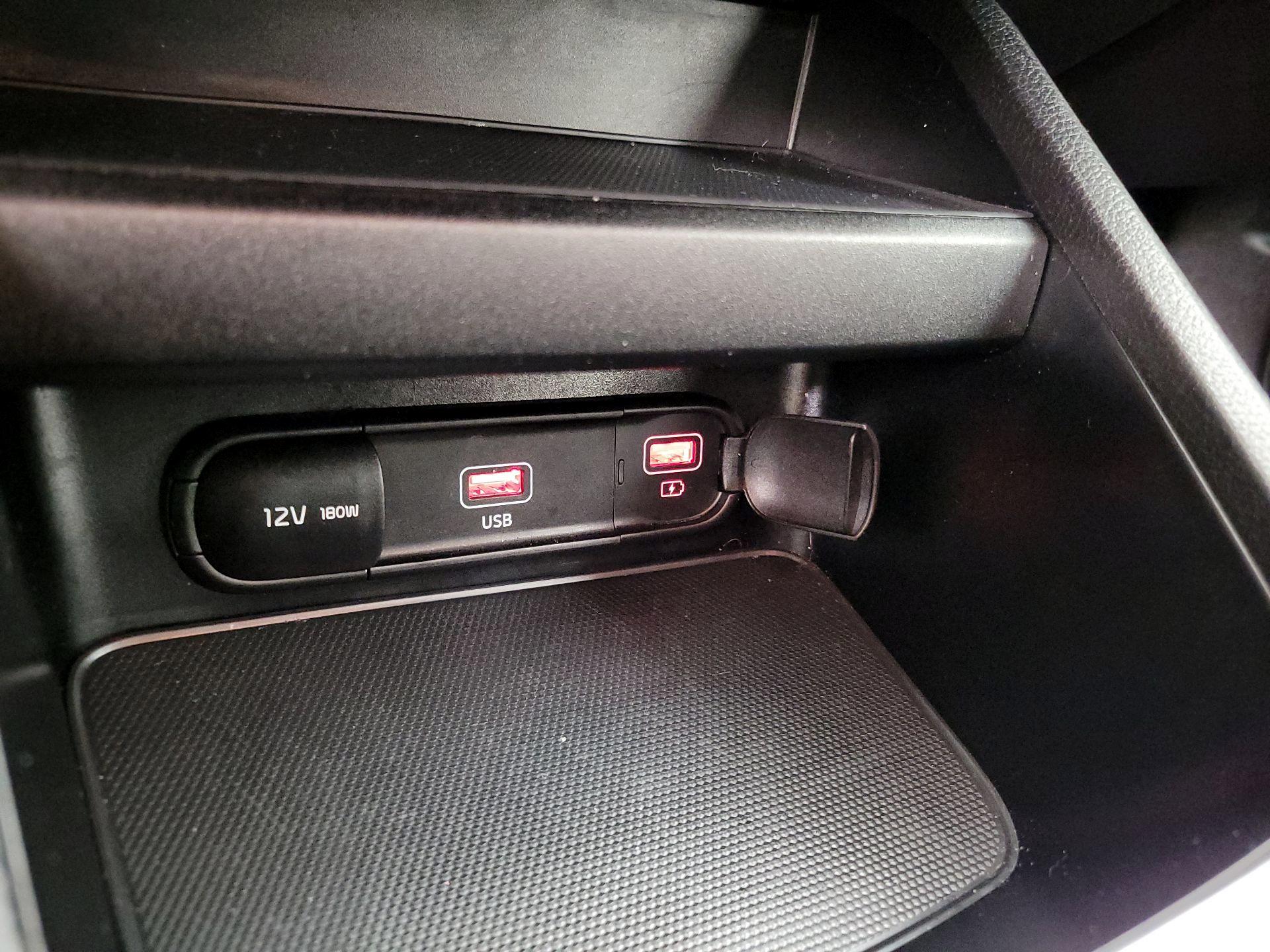 Thumbnail: 2024 Kia Forte - 18