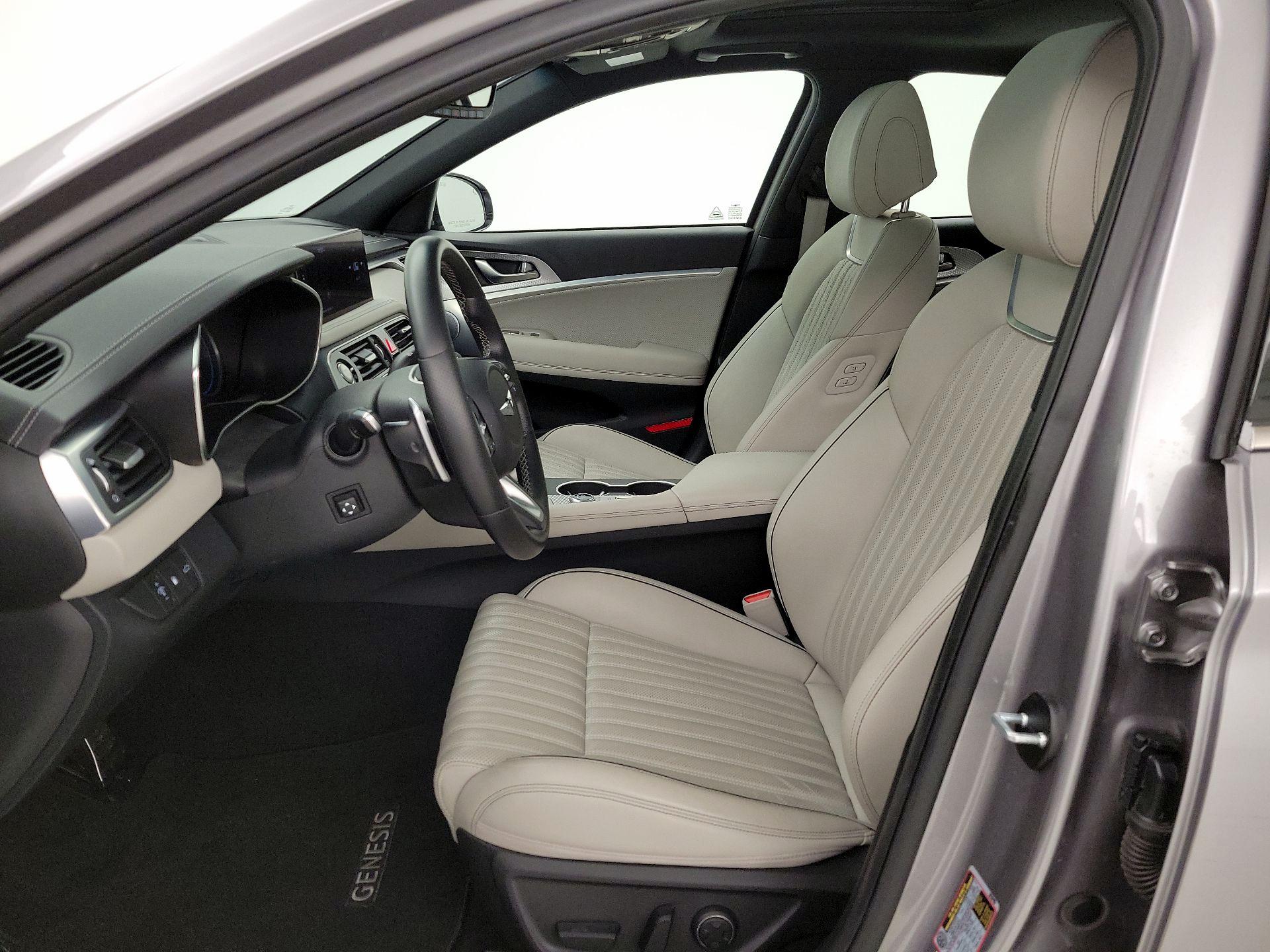 Thumbnail: 2023 Genesis G70 - 11