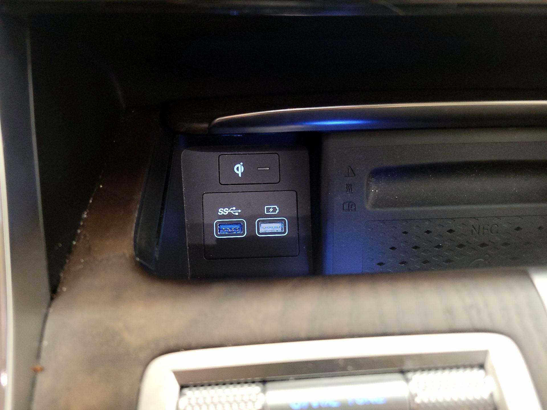 Thumbnail: 2023 Genesis GV80 - 19