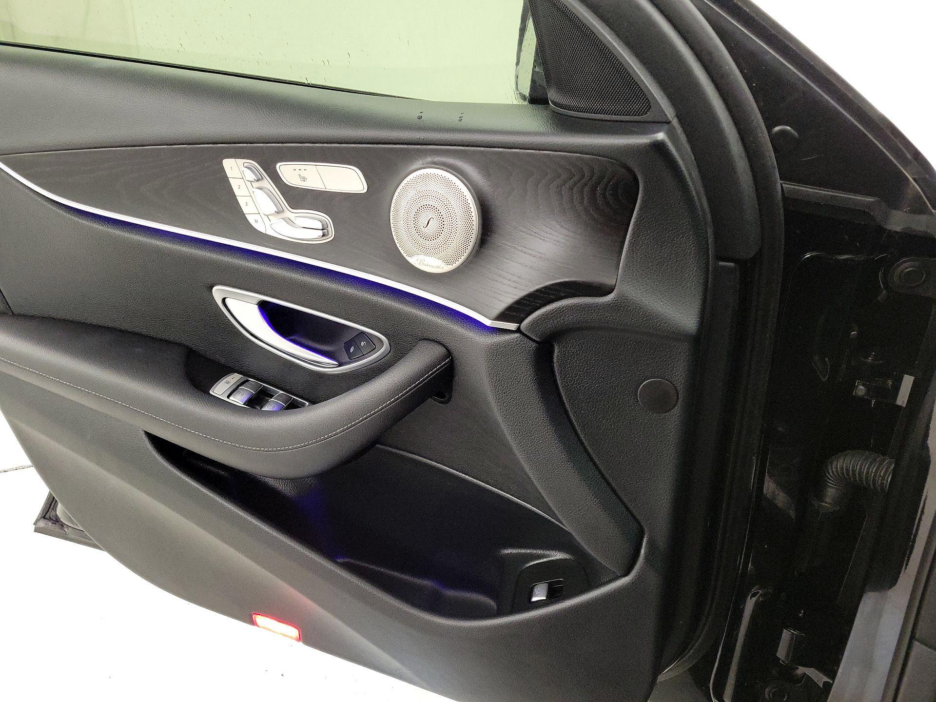 Thumbnail: 2022 Mercedes-Benz E-Class - 12