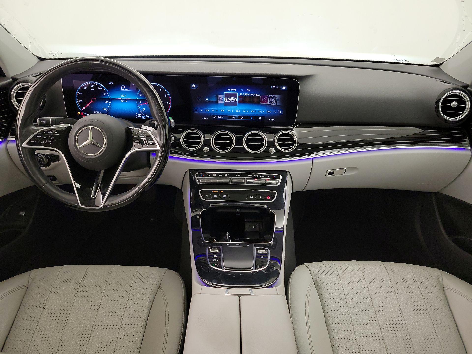 Thumbnail: 2022 Mercedes-Benz E-Class - 9