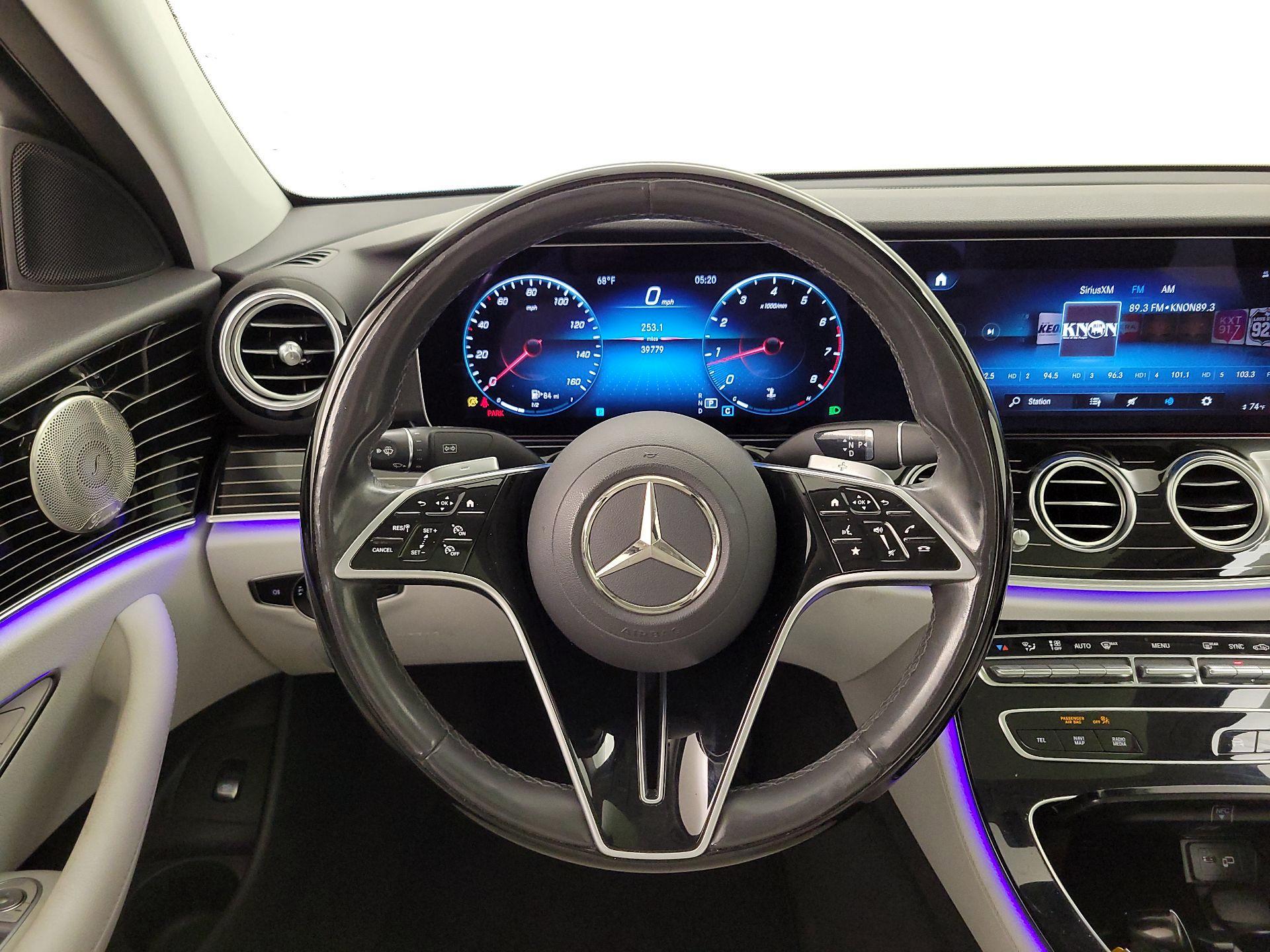Thumbnail: 2022 Mercedes-Benz E-Class - 10
