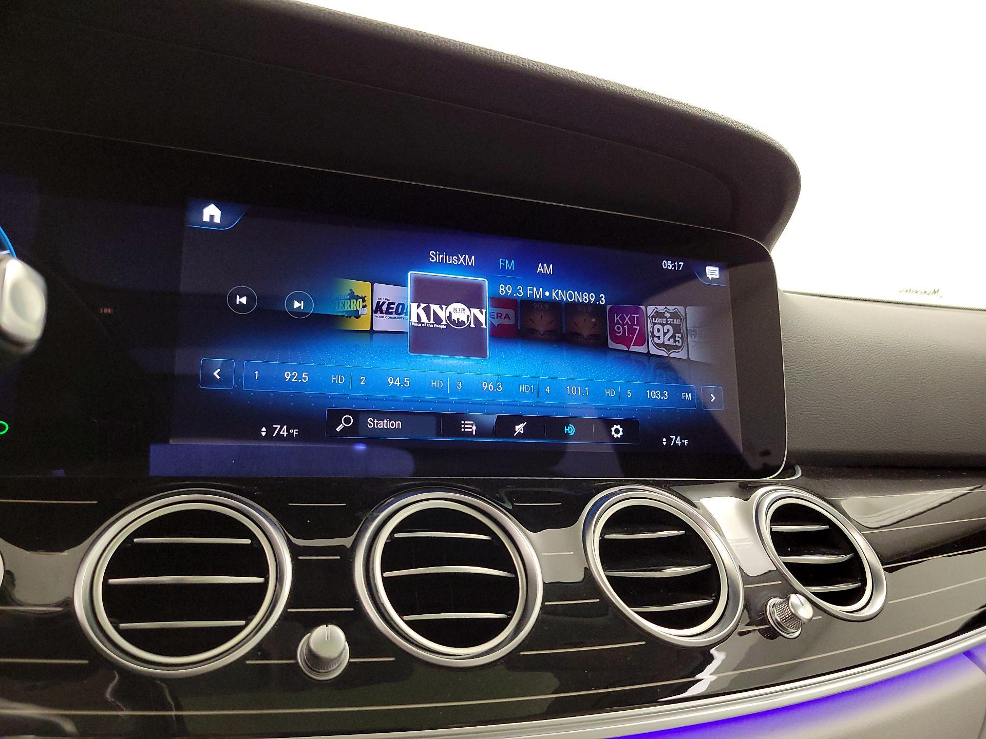 Thumbnail: 2022 Mercedes-Benz E-Class - 16