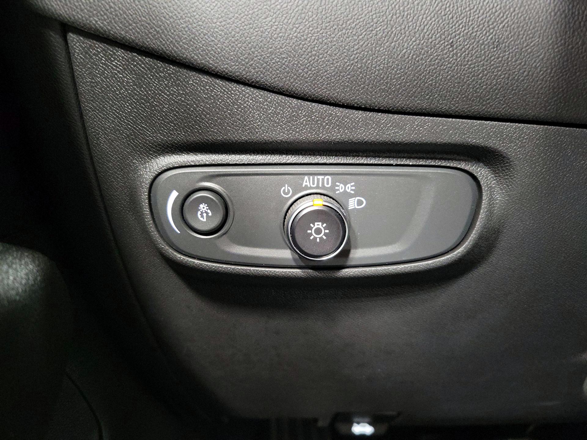 Thumbnail: 2023 Chevrolet Equinox - 13