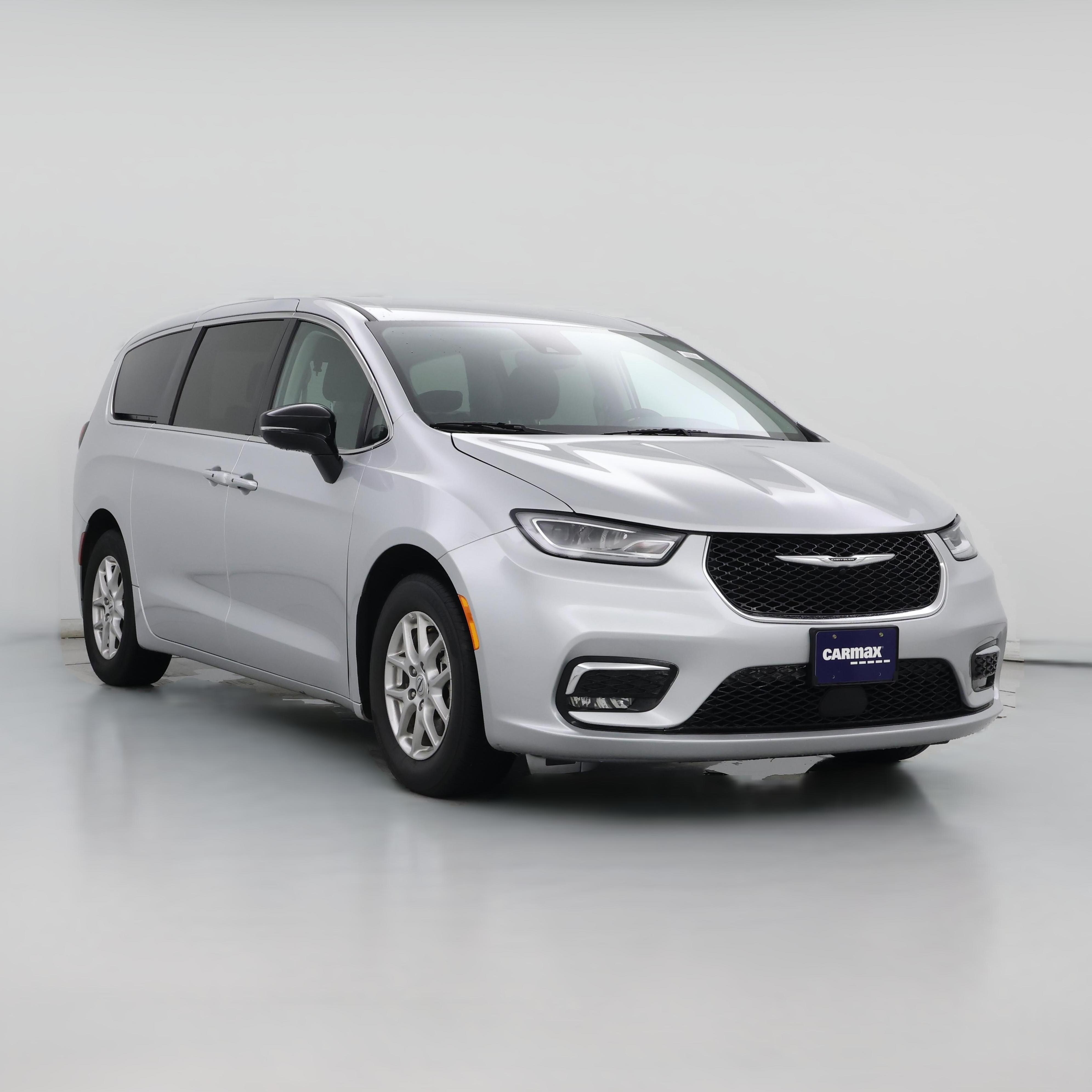 Thumbnail: 2024 Chrysler Pacifica - 1