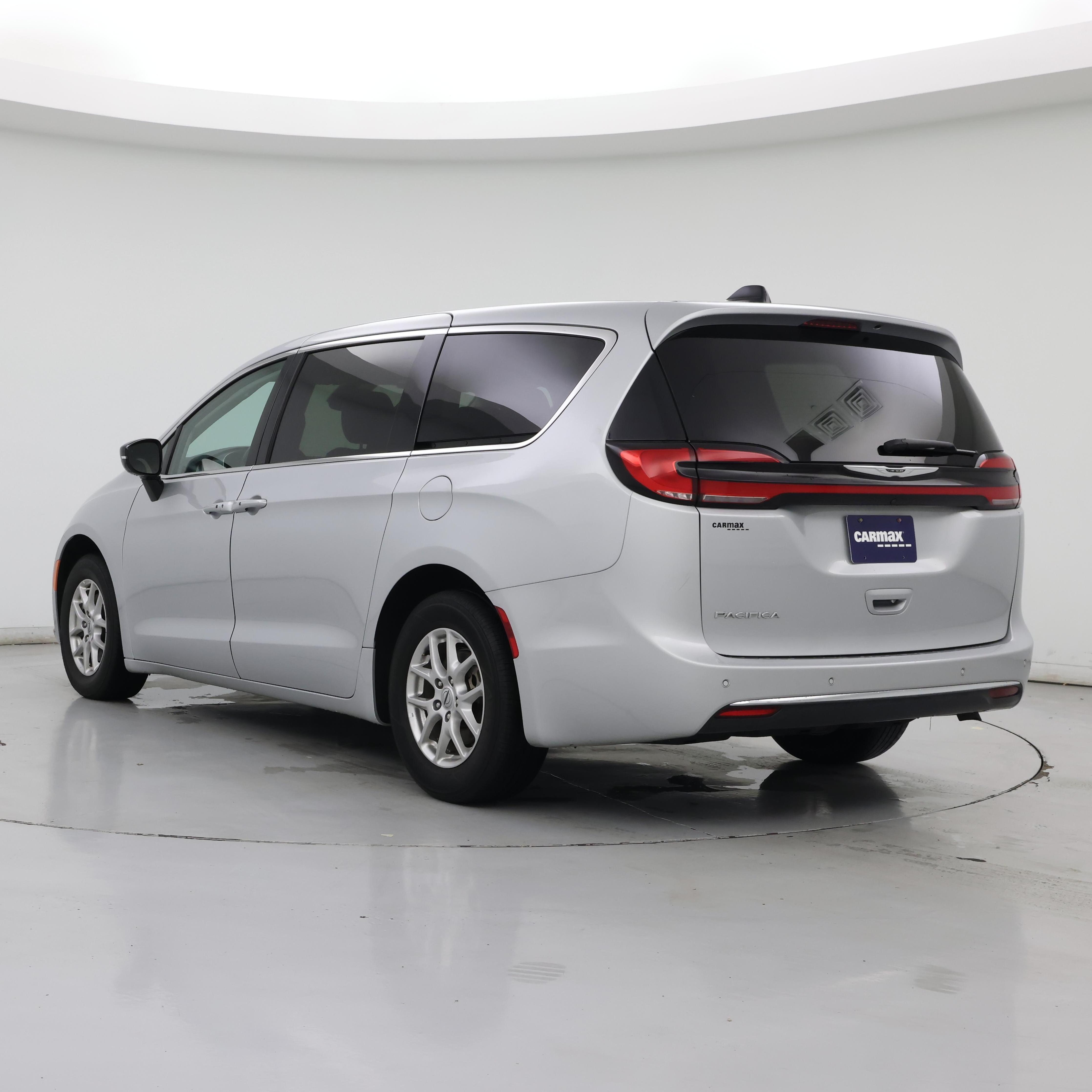 Thumbnail: 2024 Chrysler Pacifica - 2