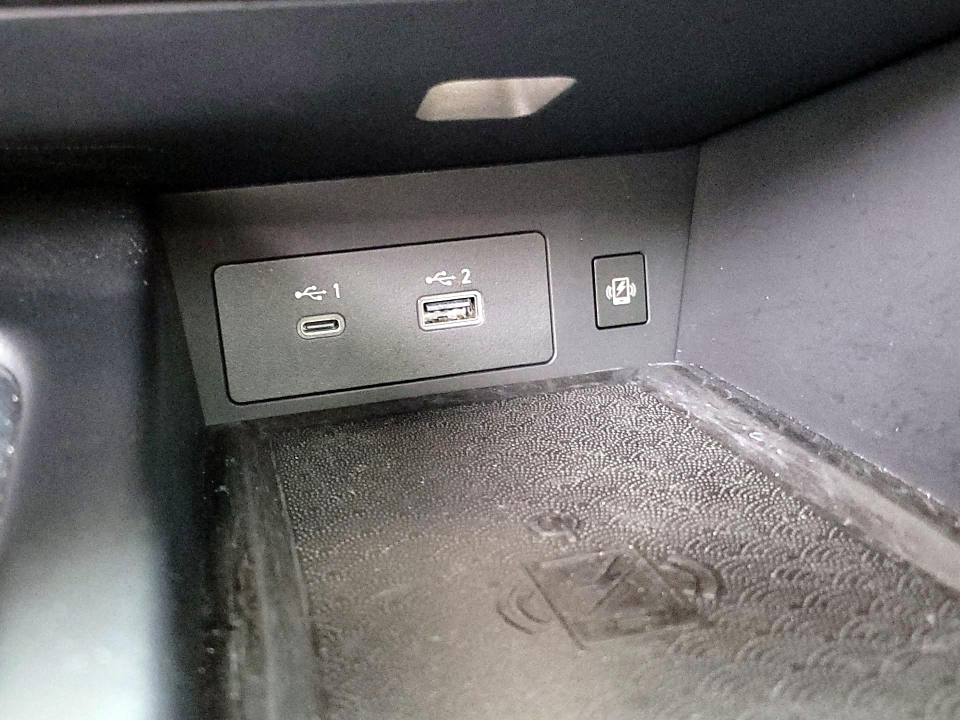 Thumbnail: 2023 INFINITI QX60 - 19