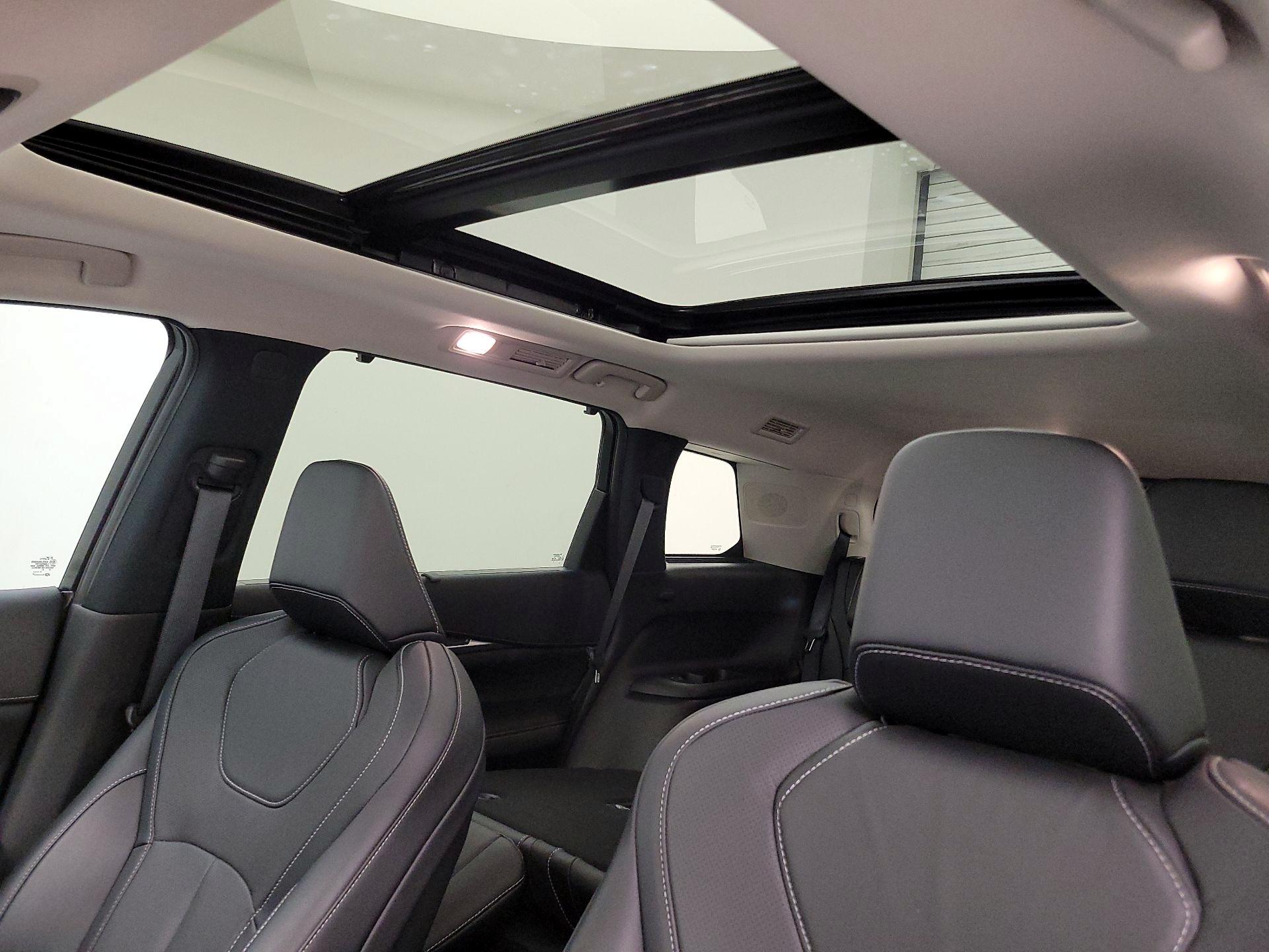 Thumbnail: 2023 INFINITI QX60 - 20