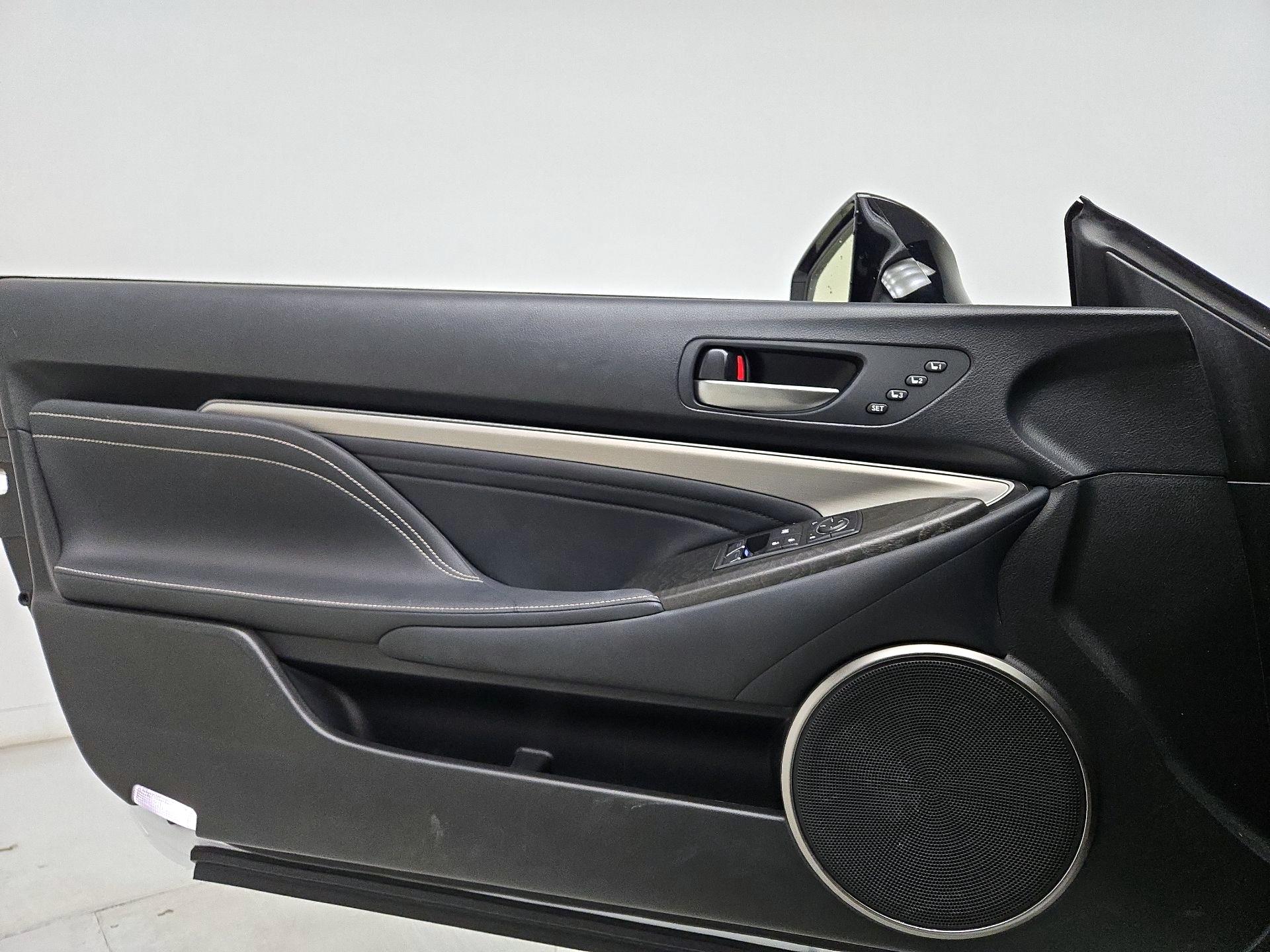 Thumbnail: 2021 Lexus RC - 12