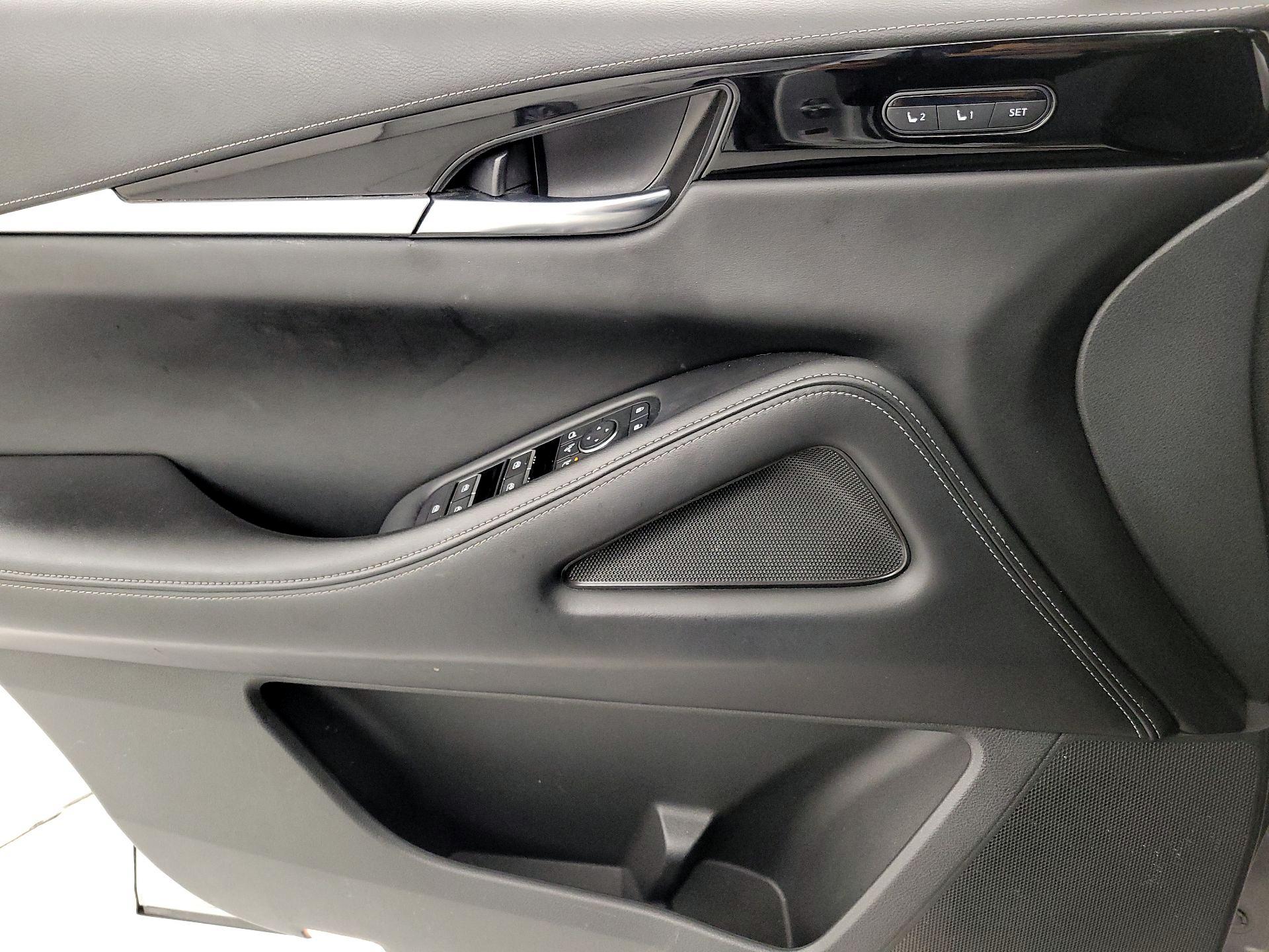 Thumbnail: 2023 INFINITI QX60 - 12