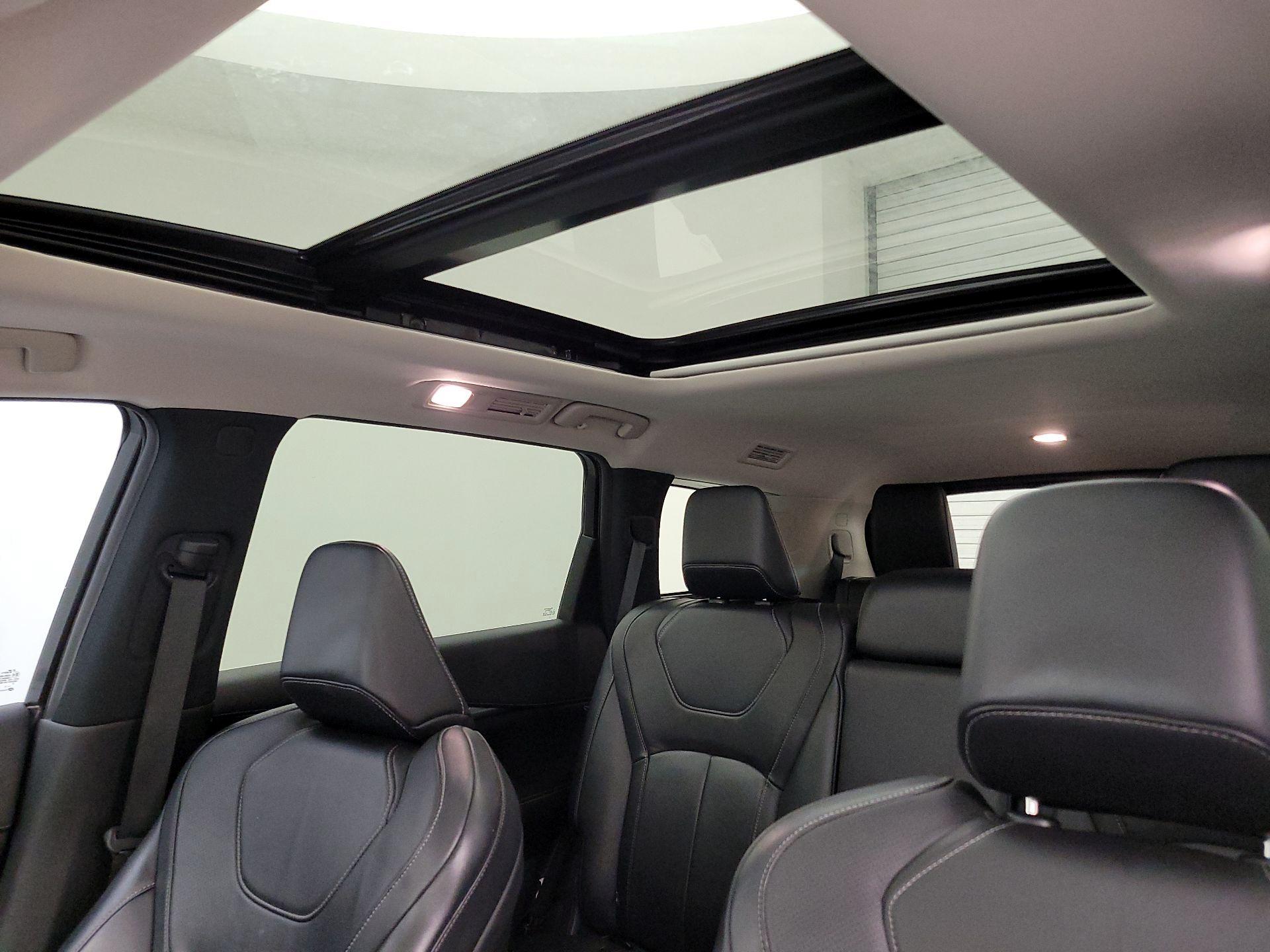 Thumbnail: 2023 INFINITI QX60 - 19