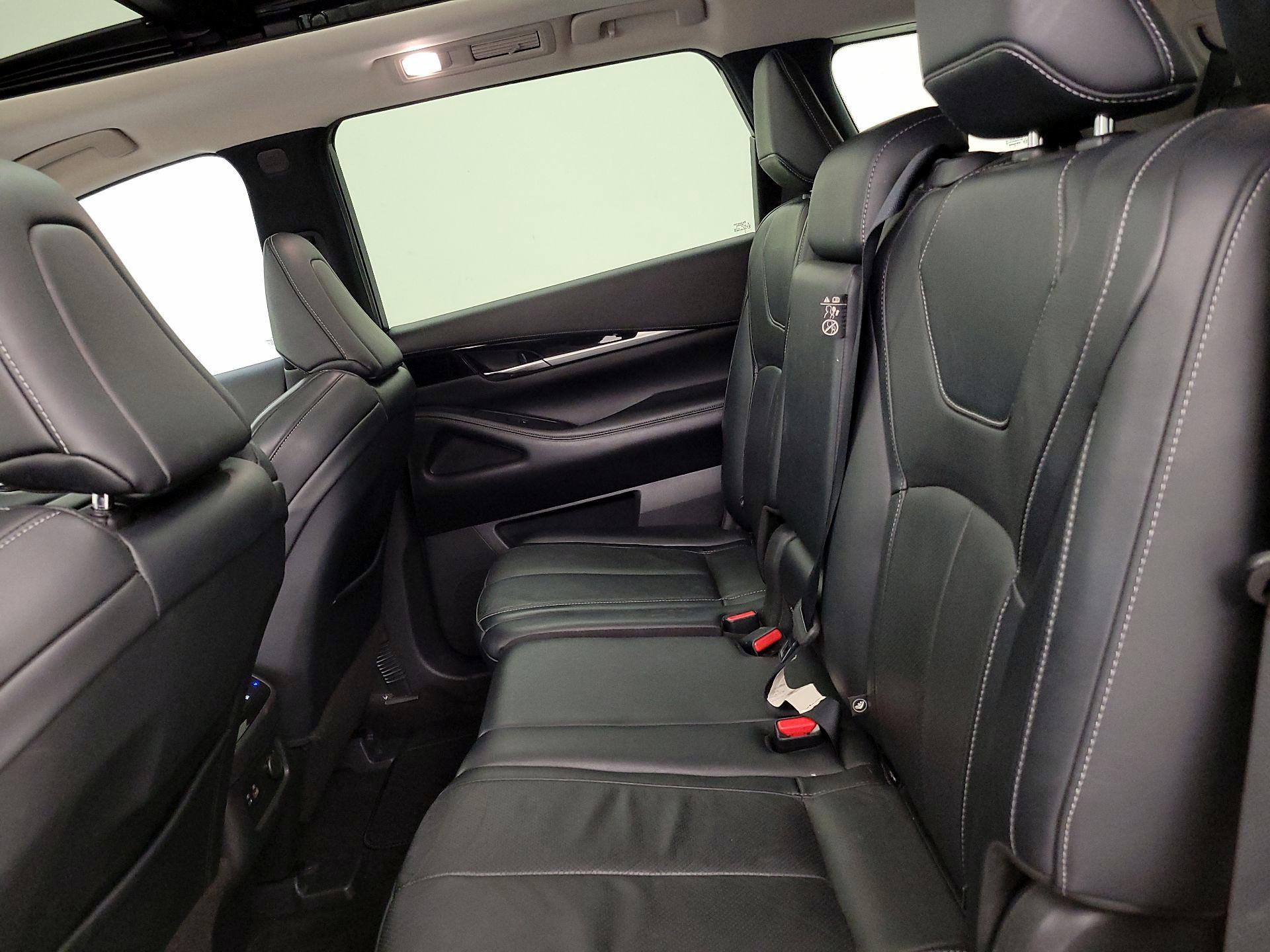 Thumbnail: 2023 INFINITI QX60 - 20