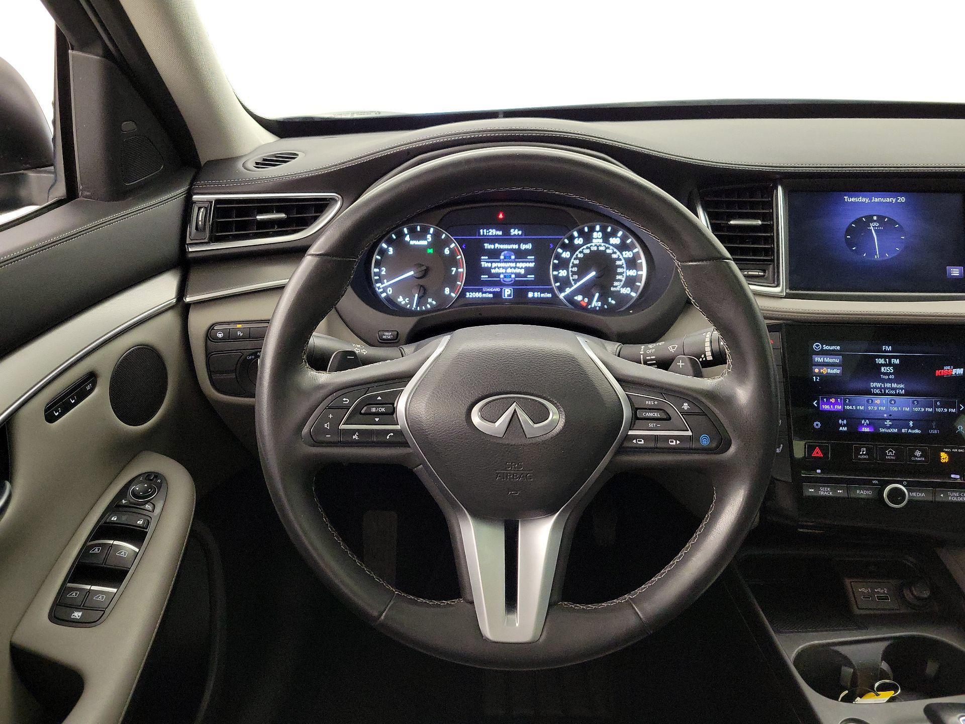 Thumbnail: 2023 INFINITI QX50 - 10