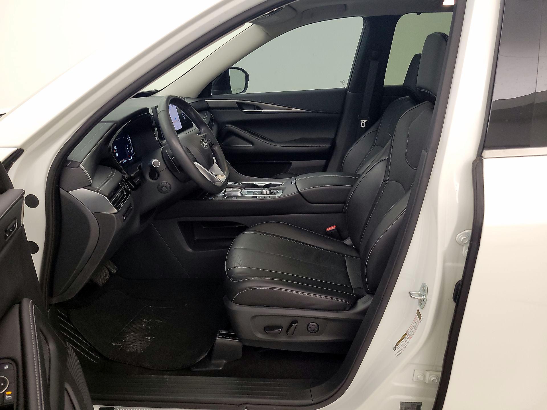 Thumbnail: 2023 INFINITI QX60 - 11