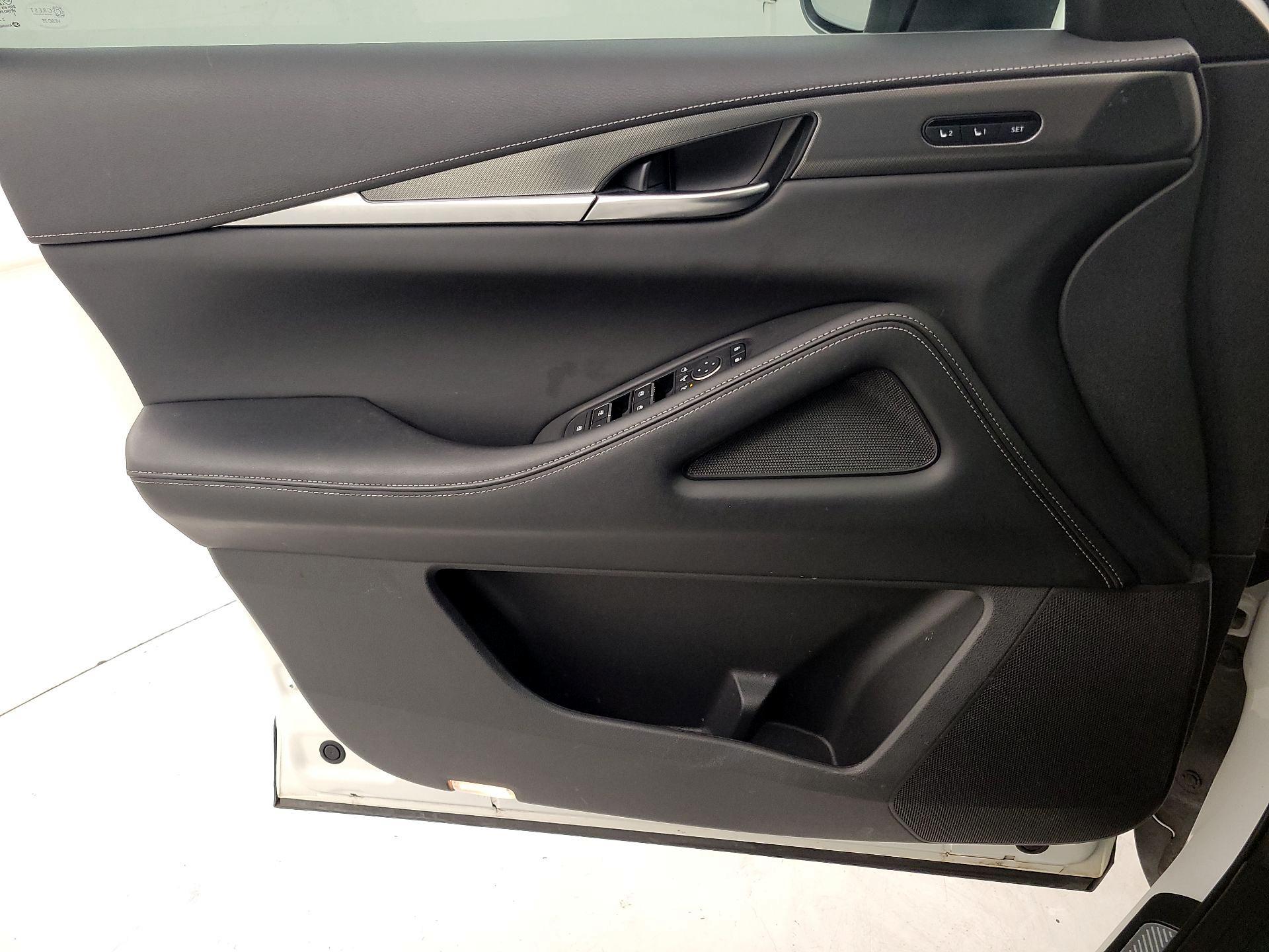 Thumbnail: 2023 INFINITI QX60 - 12