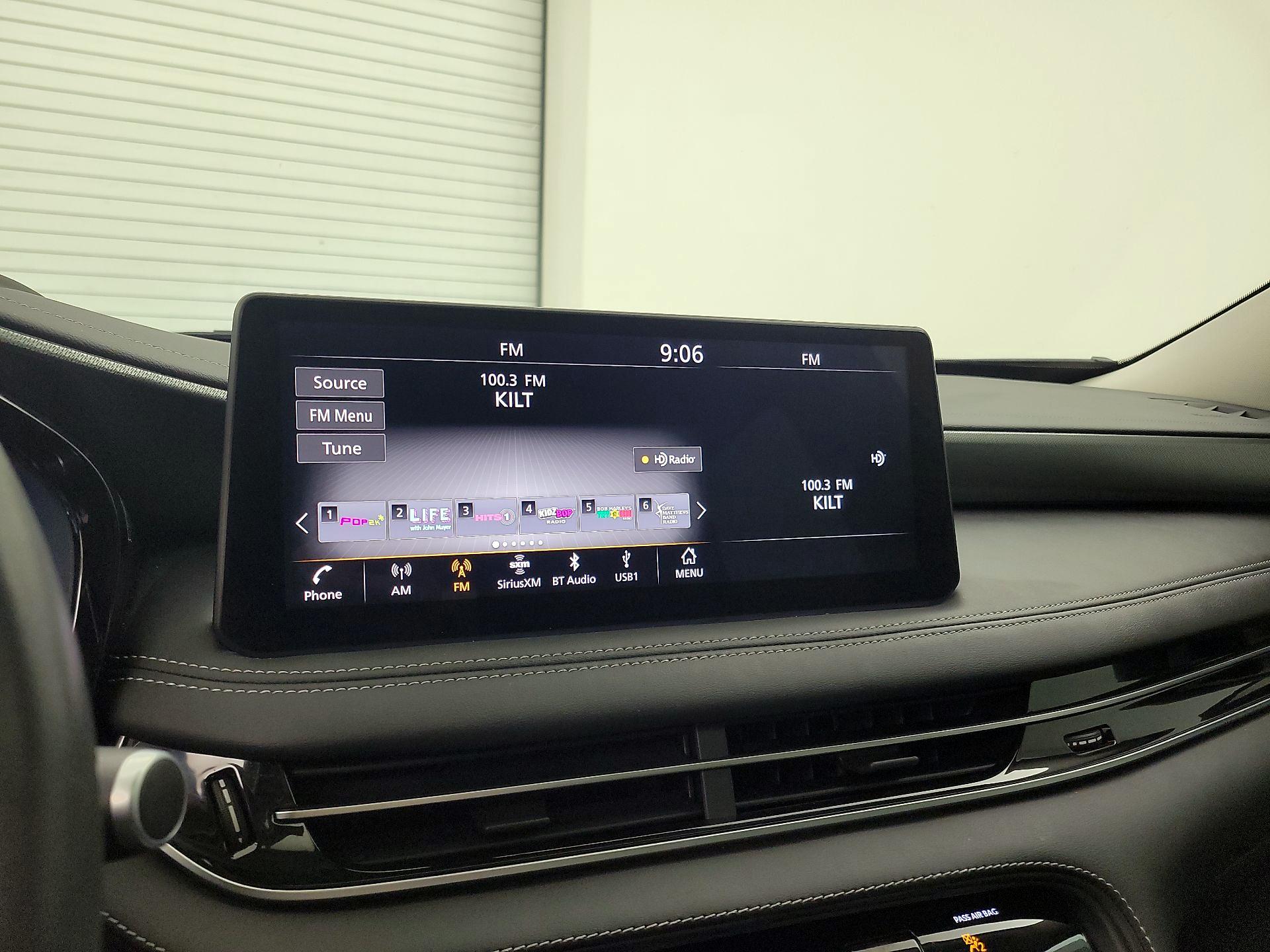 Thumbnail: 2023 INFINITI QX60 - 16