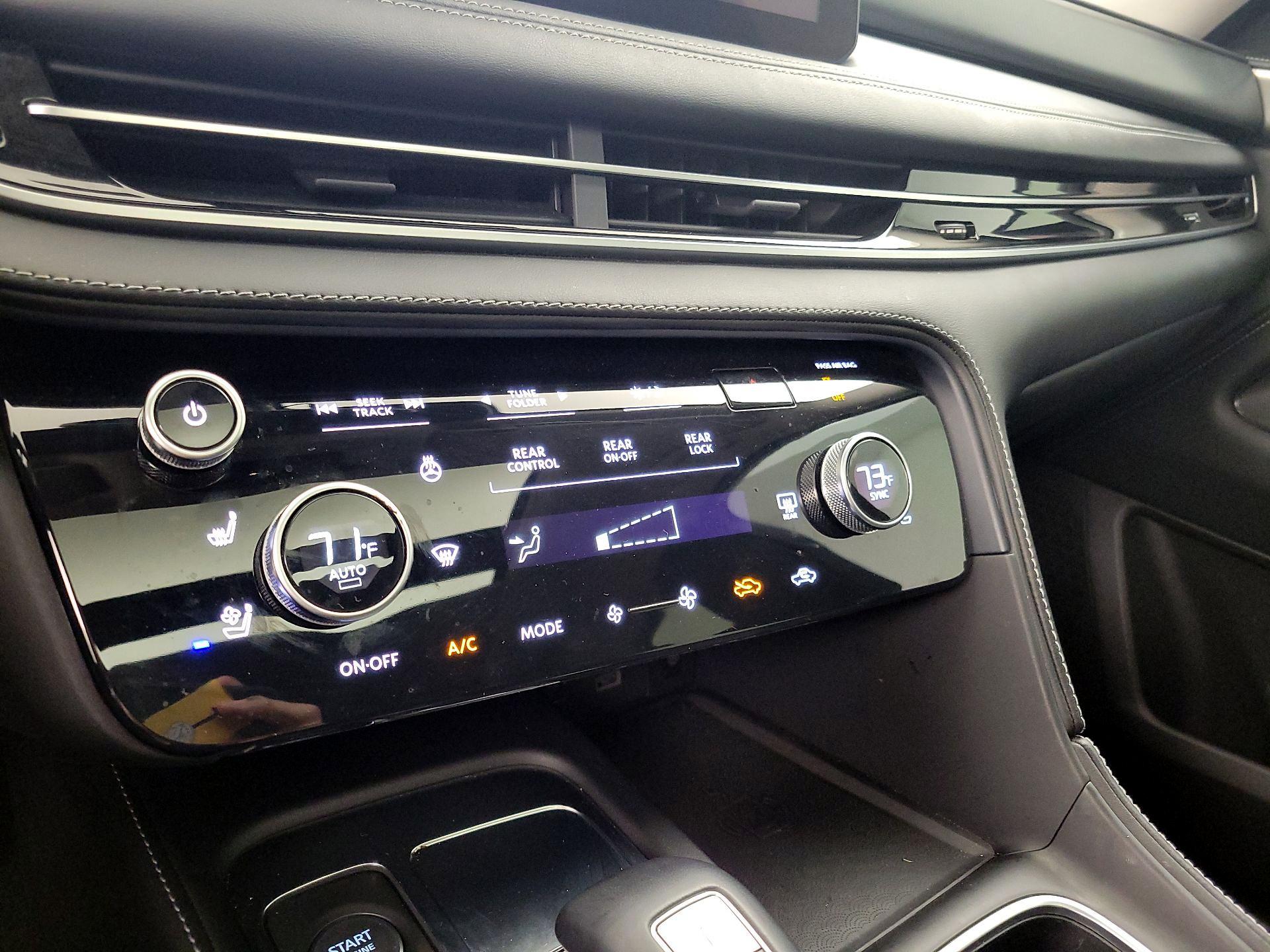 Thumbnail: 2023 INFINITI QX60 - 17