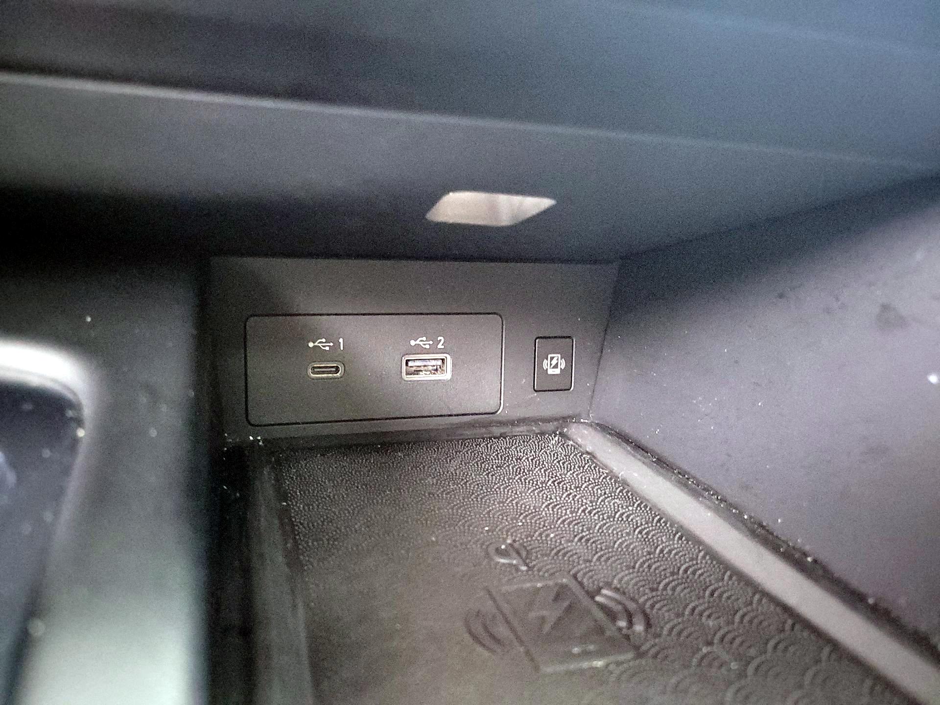 Thumbnail: 2023 INFINITI QX60 - 19