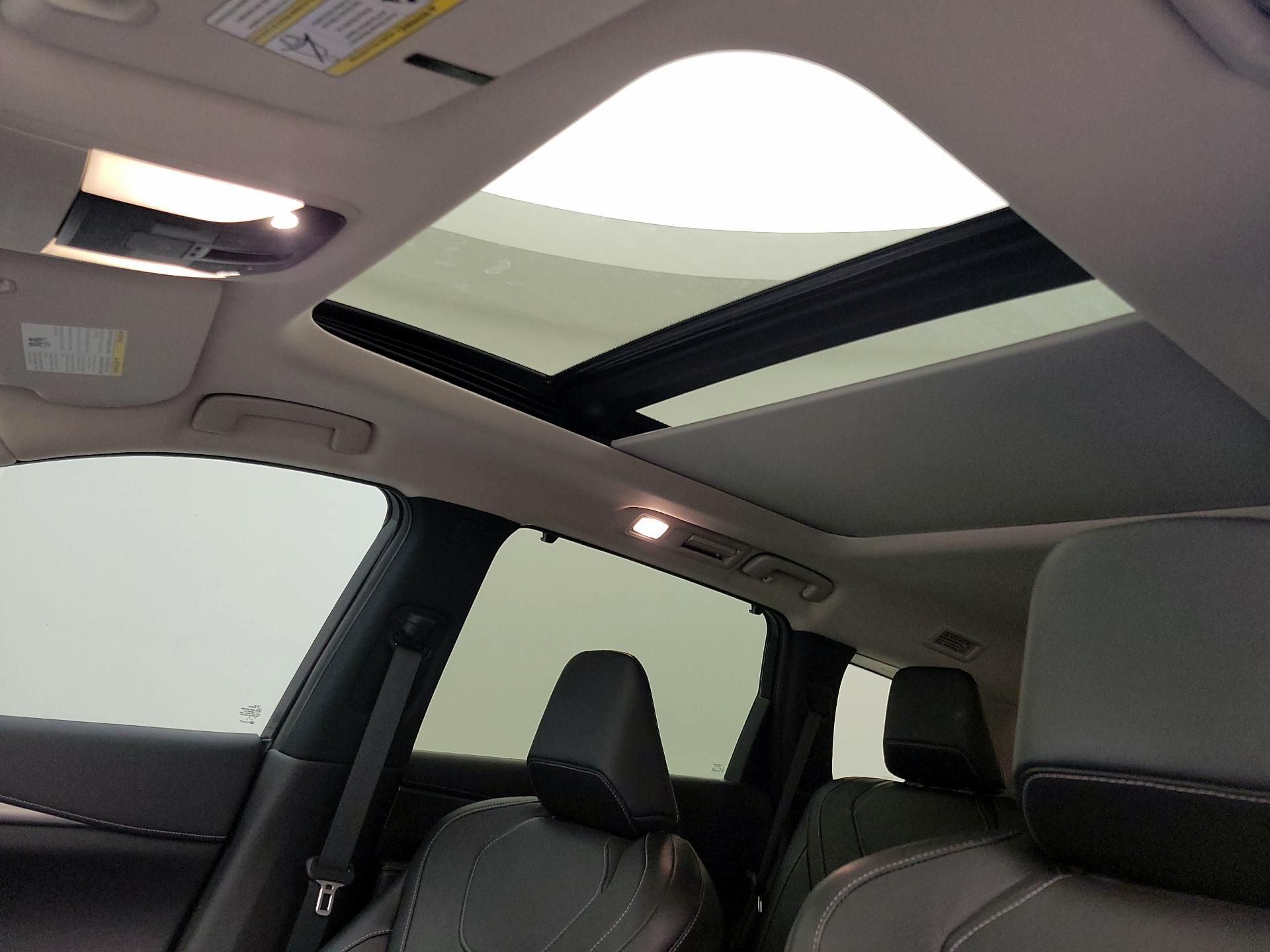 Thumbnail: 2023 INFINITI QX60 - 20