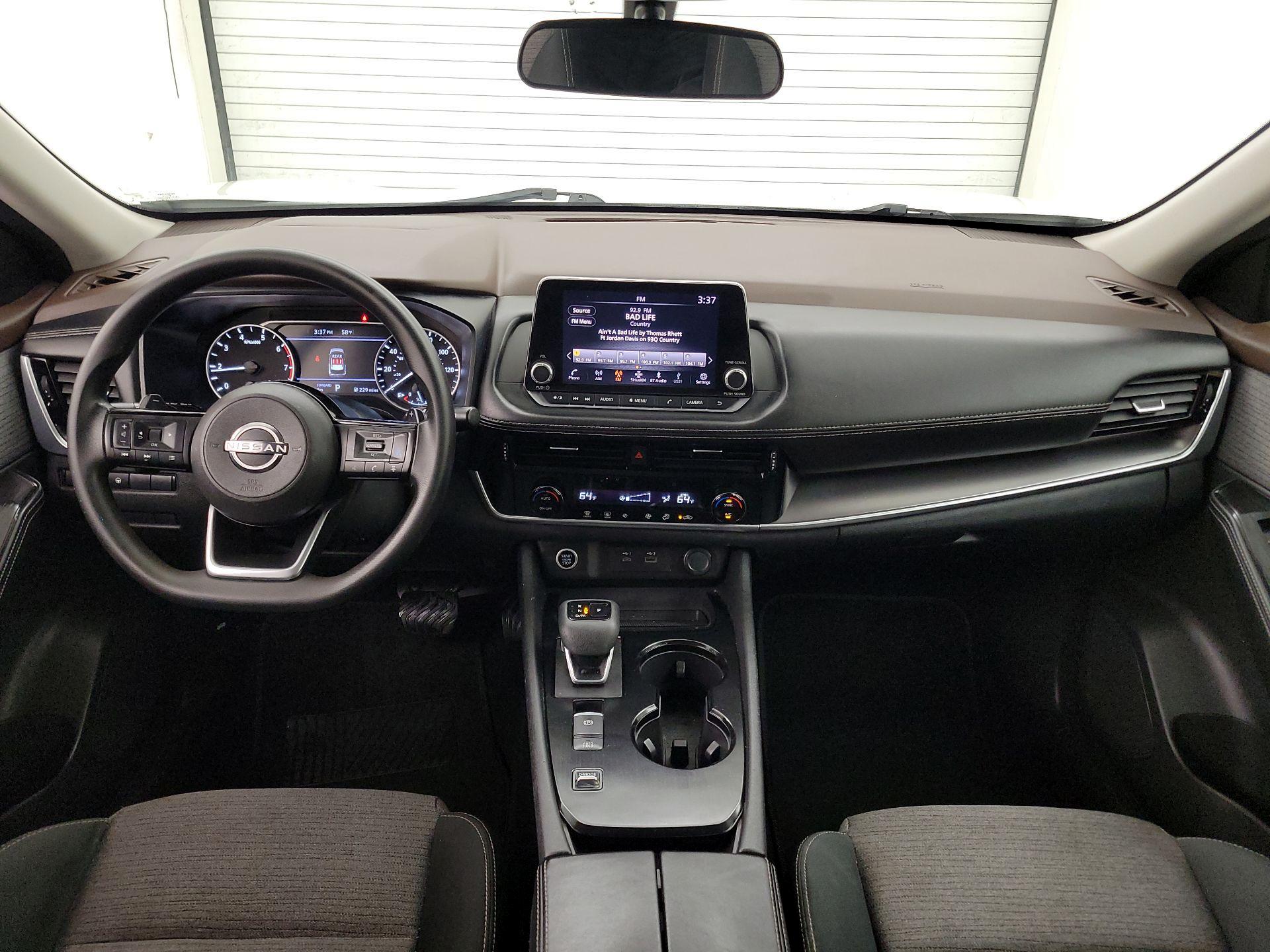 Thumbnail: 2023 Nissan Rogue - 9