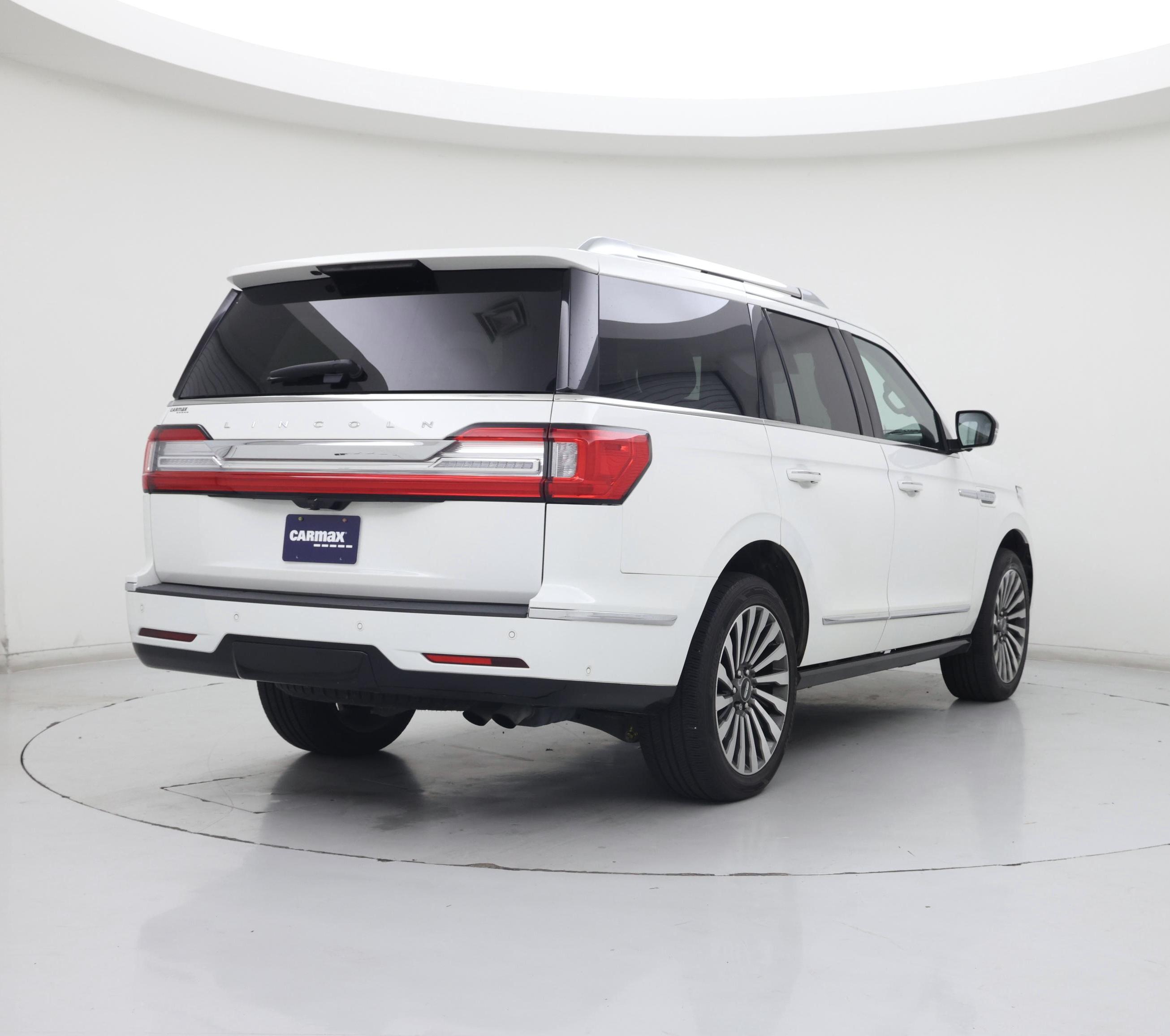 Thumbnail: 2021 Lincoln Navigator - 8