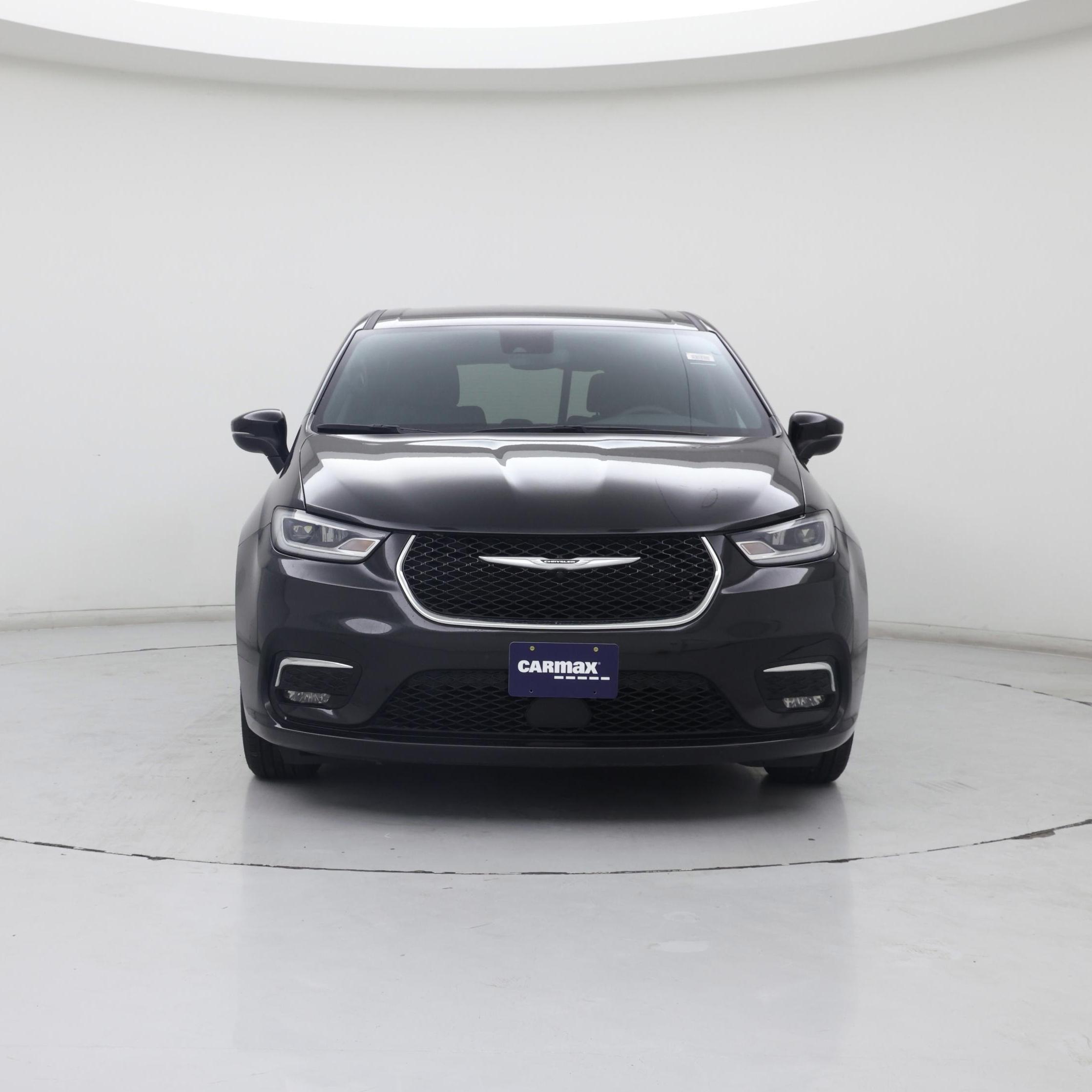 Thumbnail: 2023 Chrysler Pacifica - 5