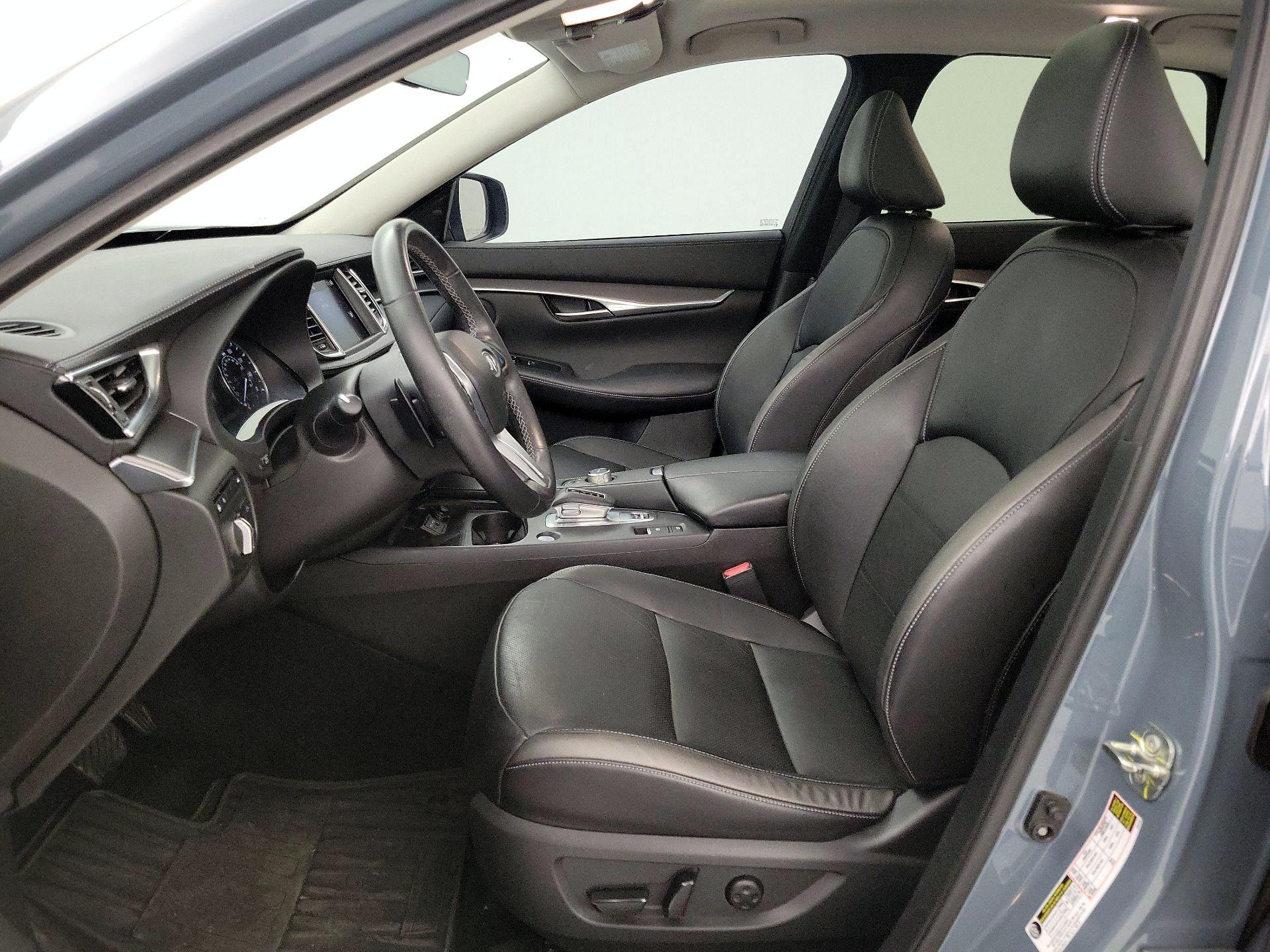 Thumbnail: 2023 INFINITI QX50 - 11