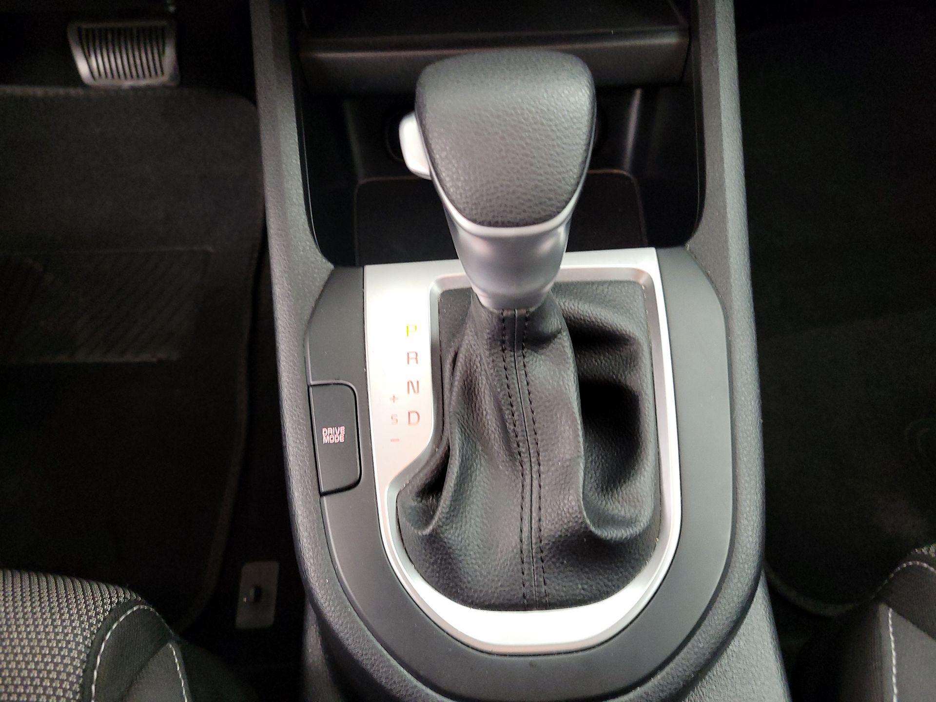 Thumbnail: 2024 Kia Forte - 17