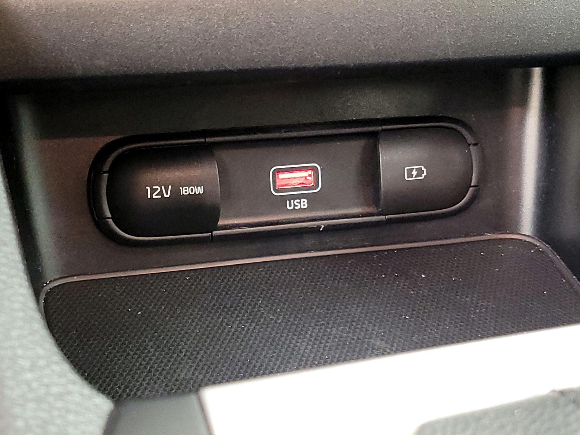 Thumbnail: 2024 Kia Forte - 18