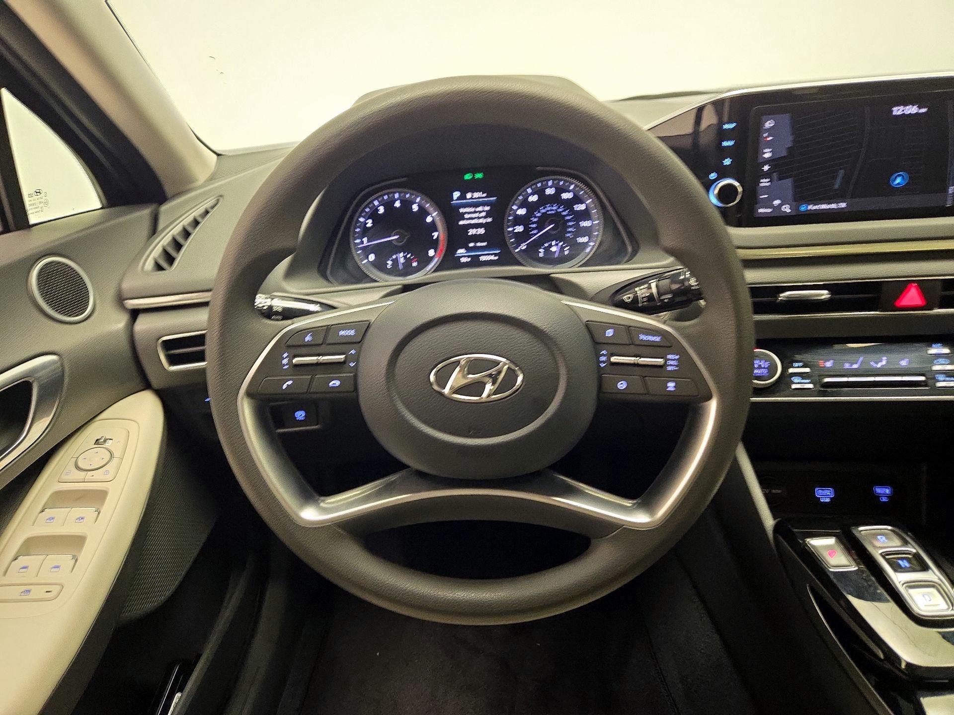 Thumbnail: 2023 Hyundai Sonata - 10