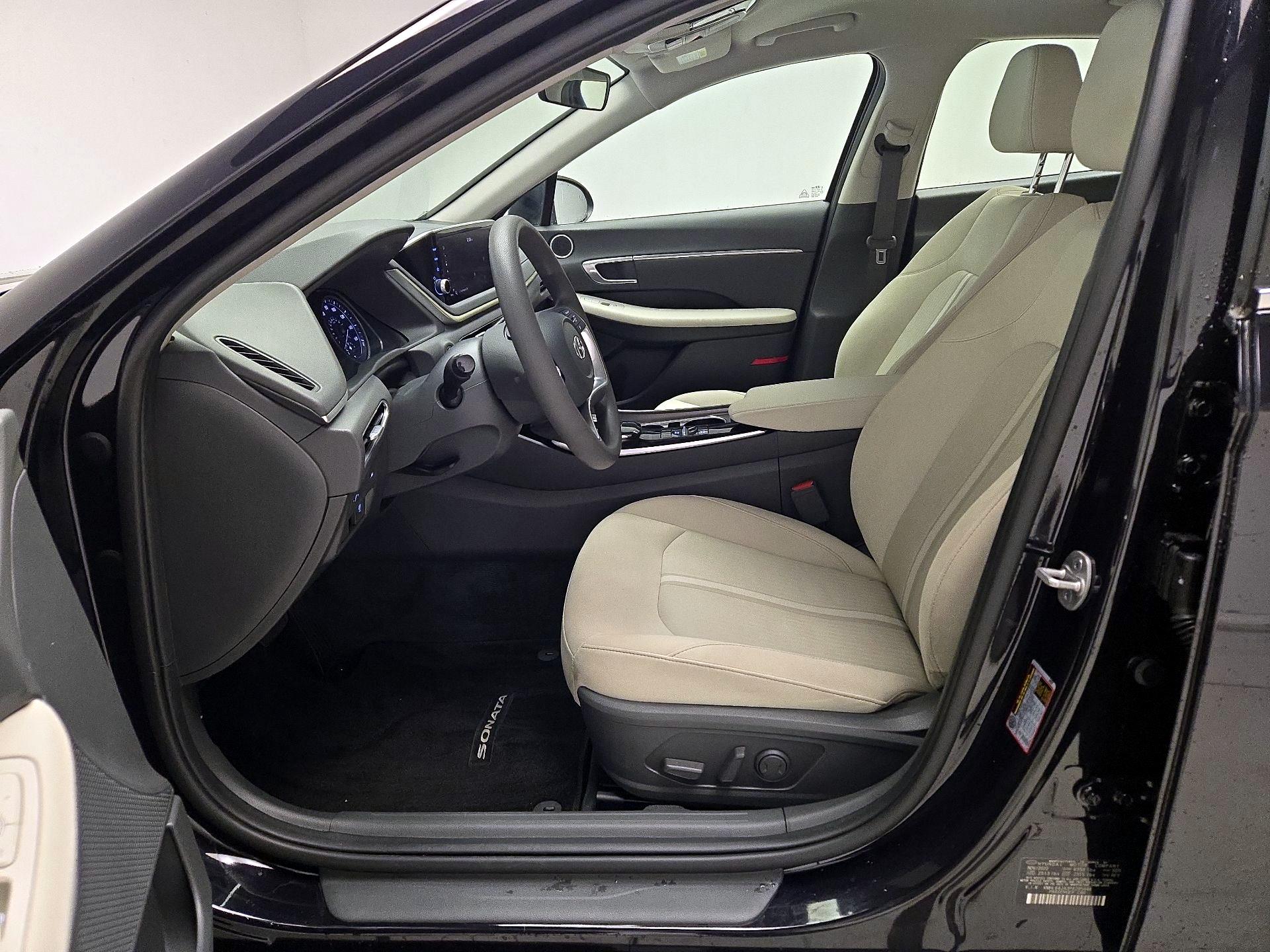 Thumbnail: 2023 Hyundai Sonata - 11